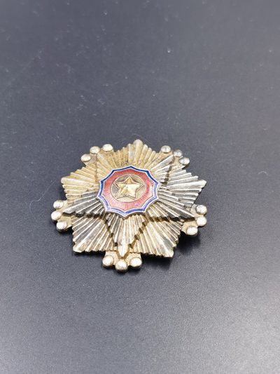 全场0起！0押金拍卖！大陆勋赏俱乐部第十一期拍卖 - 横针版朝鲜三级国旗勋章