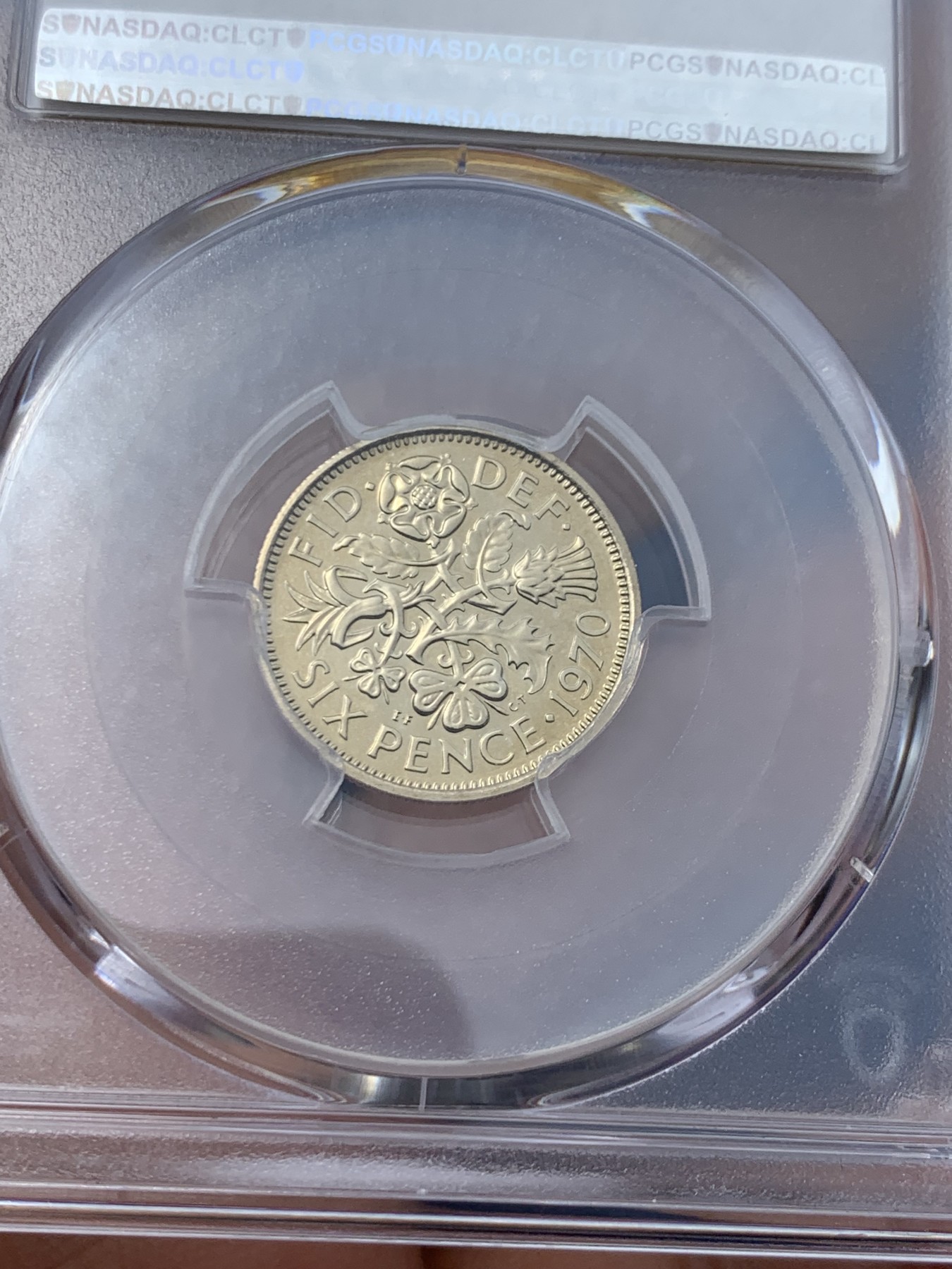 《竞宝斋》第243场-周日，周一 新年开场 (全场包邮) PCGS PR68 英国1970年精制6便士 十二进制关门套 分数到位