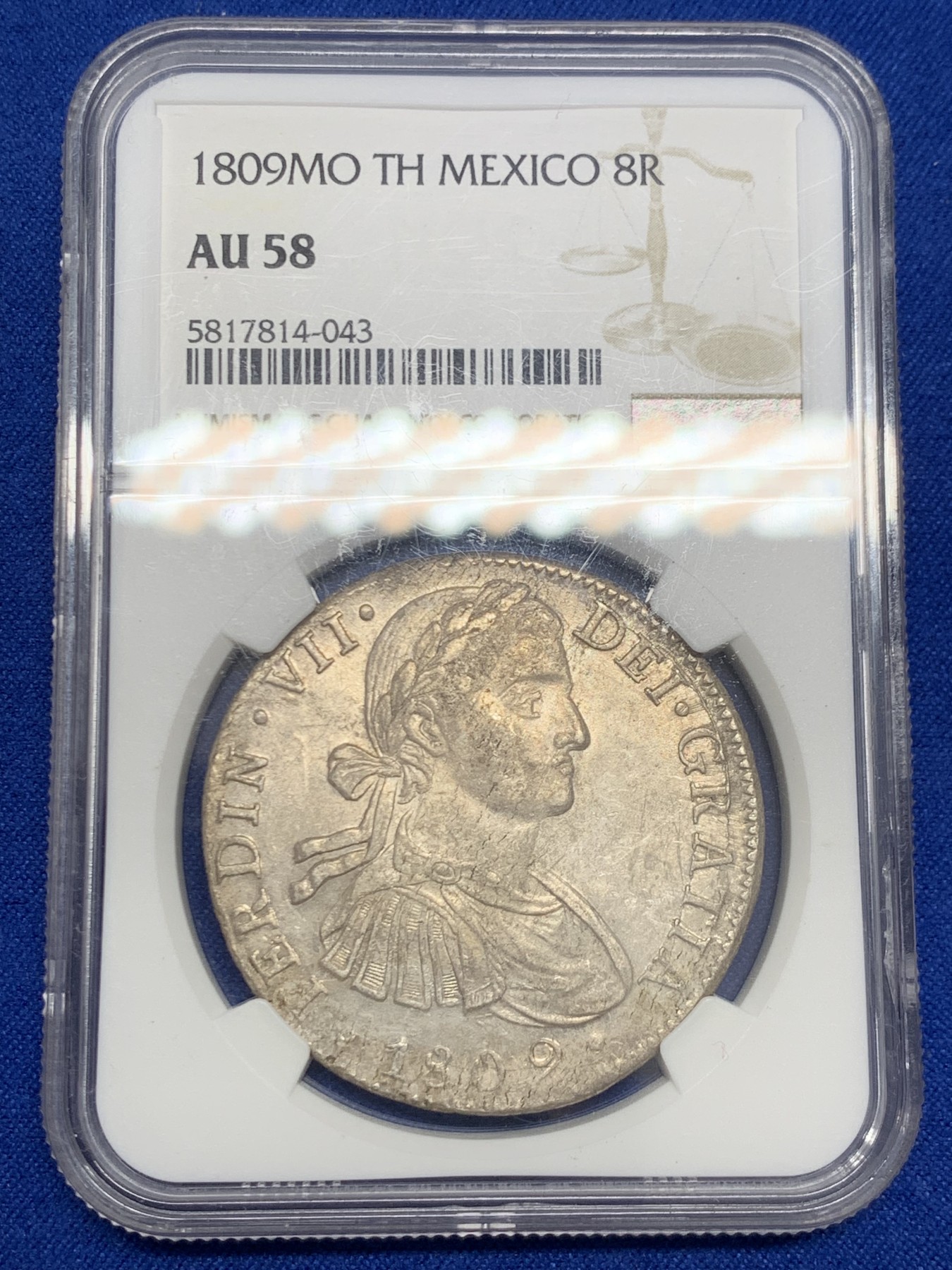 《竞宝斋》第243场-周日，周一 新年开场 (全场包邮) NGC AU58 西属墨西哥1809年费七戎装版双柱银币 全深打 细节一流 原光