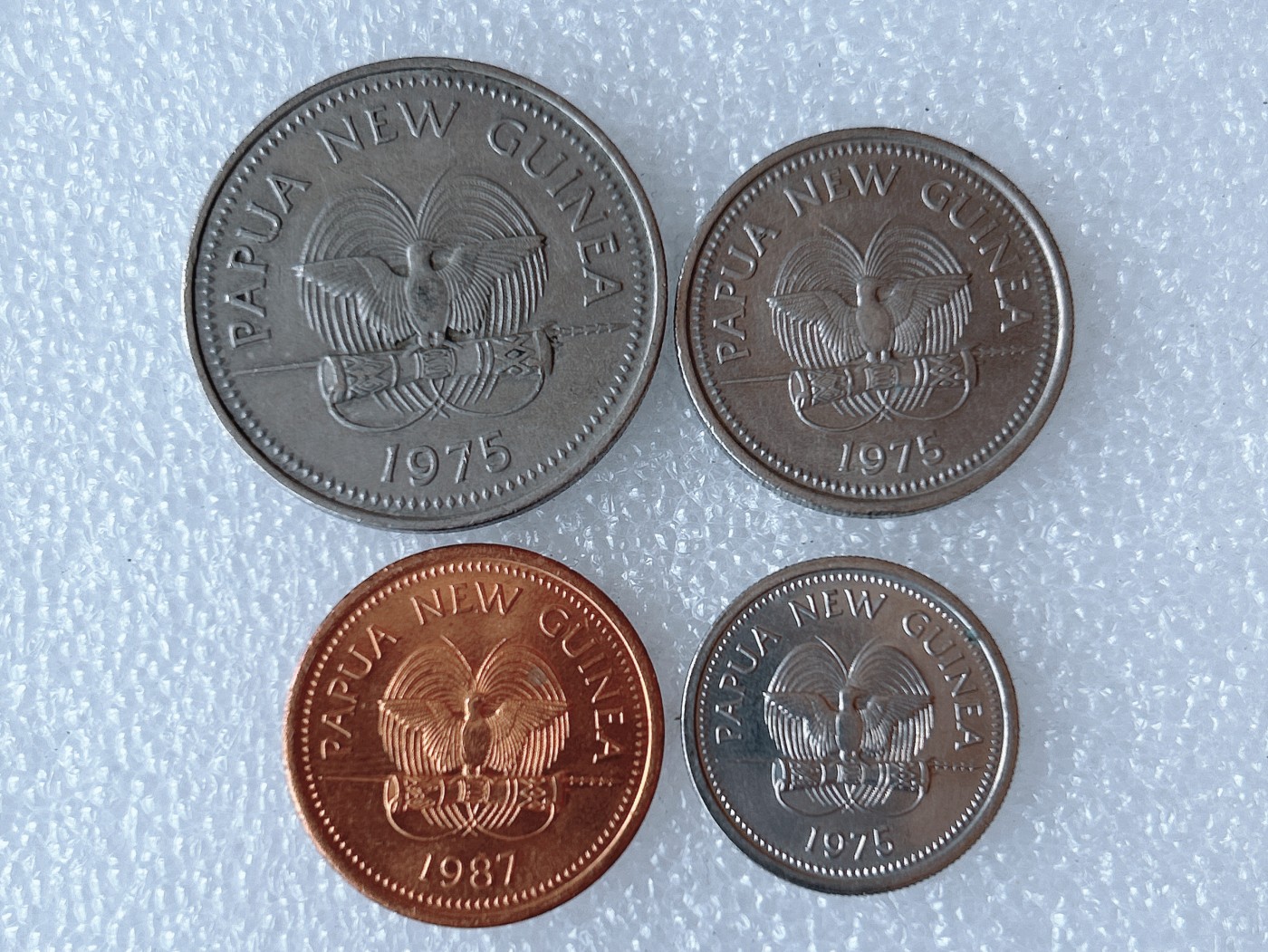 第一海外回流一元起拍收藏 散币专场 第68期 巴布亚新几内亚硬币 4枚