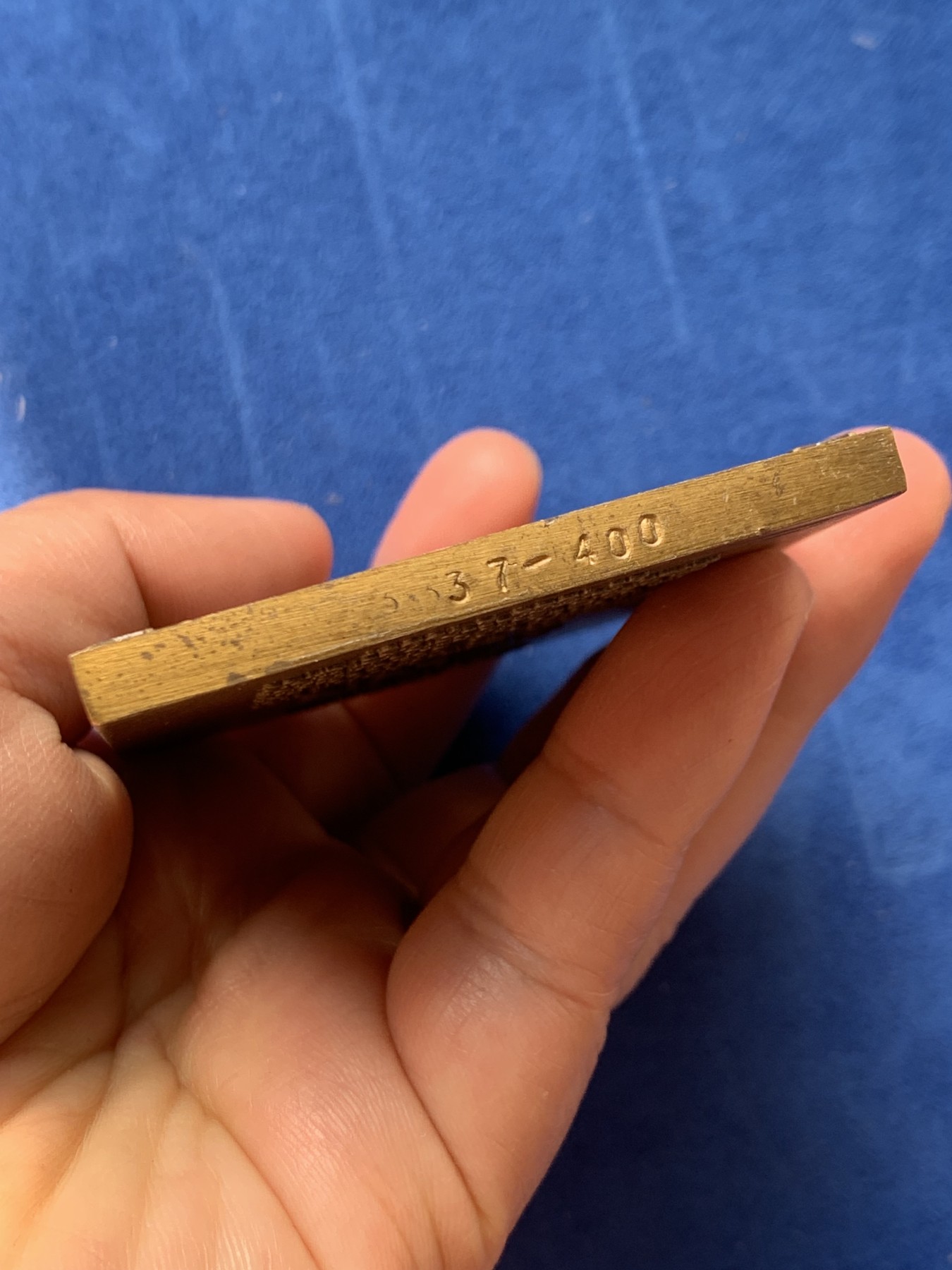 《竞宝斋》第243场-周日，周一 新年开场 (全场包邮) 葡萄牙邮票纪念铜章 60.3*78.8mm 206.7g