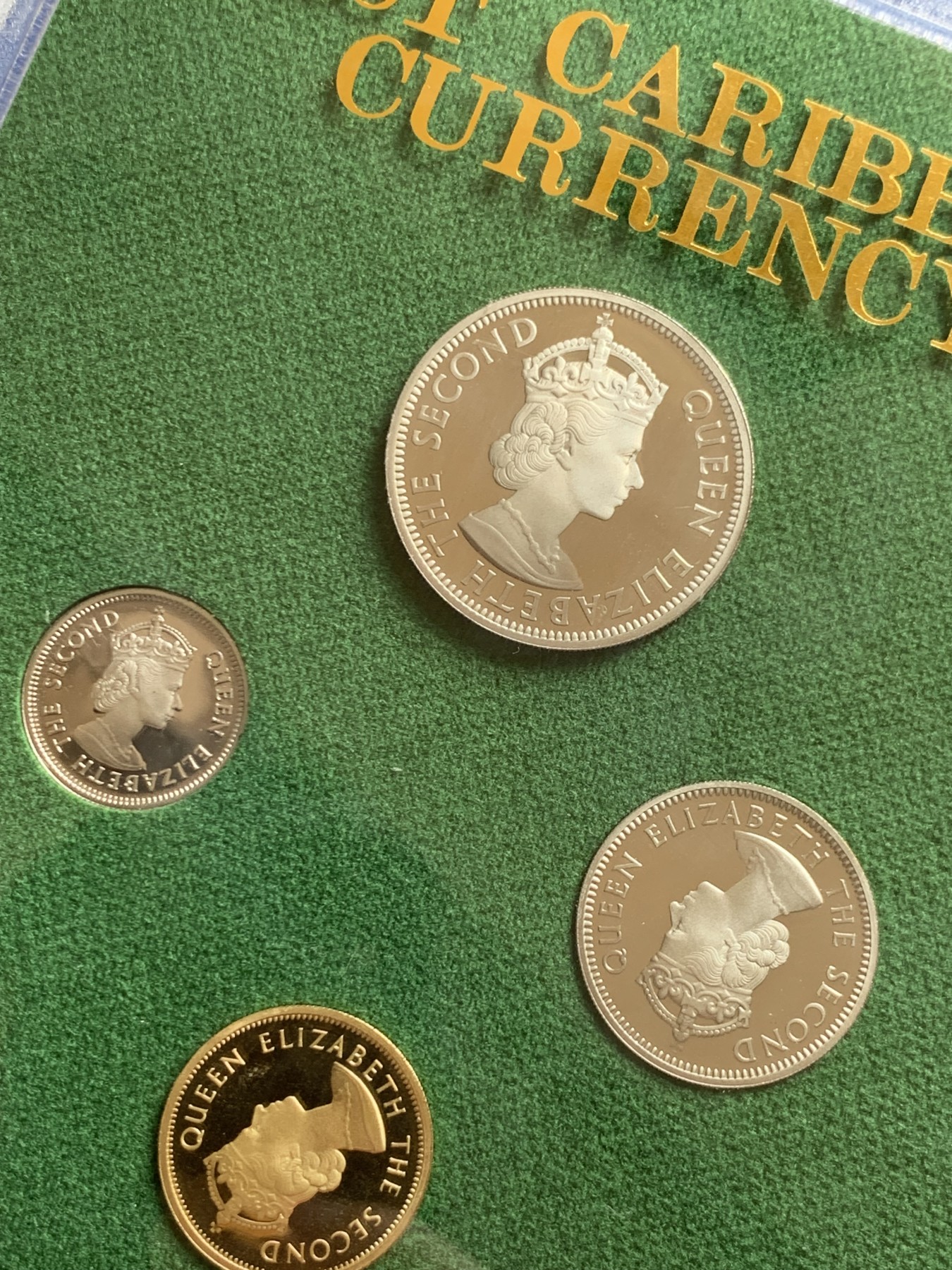 《竞宝斋》第243场-周日，周一 新年开场 (全场包邮) 1965年东加勒比6枚精制套，英皇厂出品，原包装，带证书，好状态。