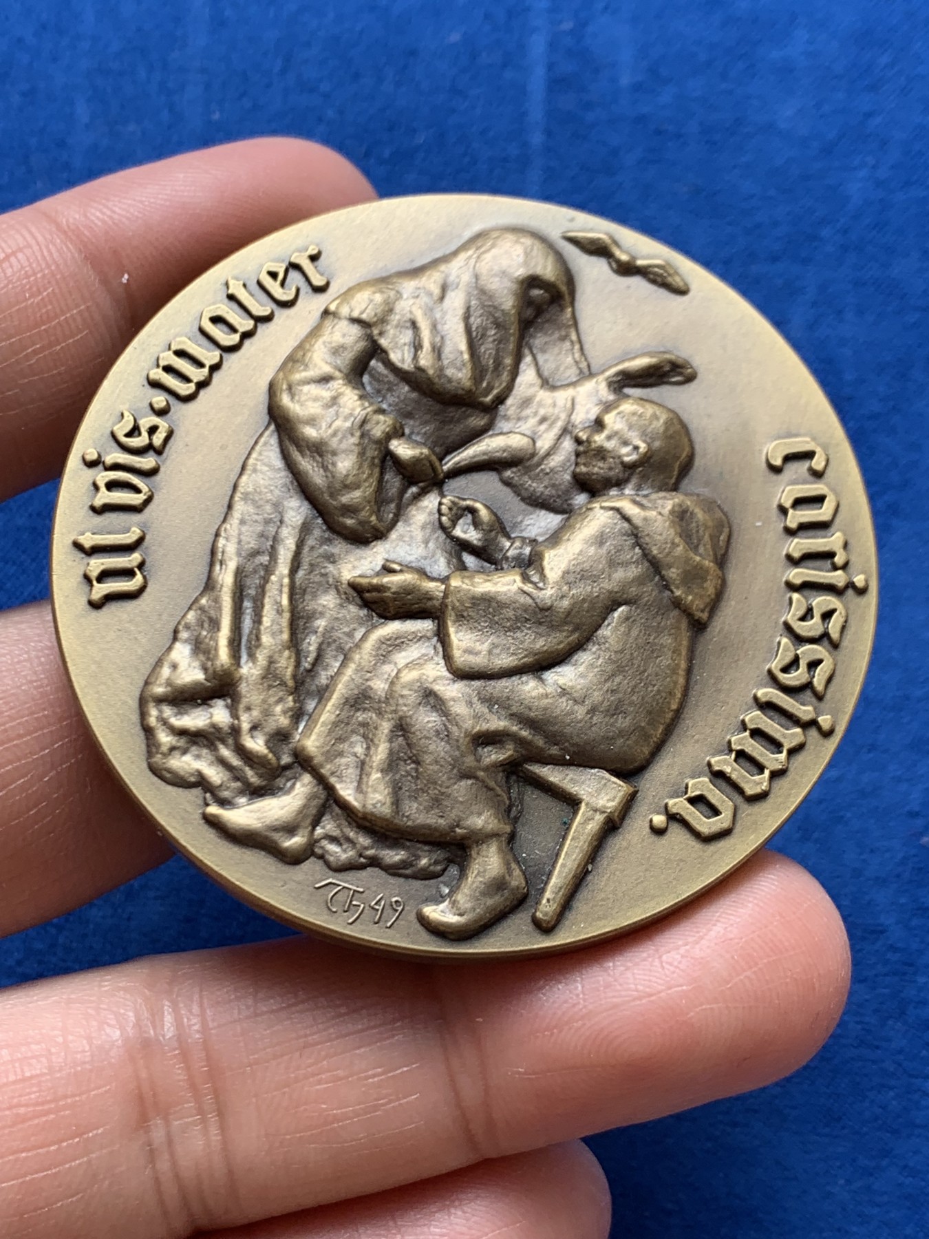 《竞宝斋》第243场-周日，周一 新年开场 (全场包邮) 瑞典1949宗教铜章 55.7mm 97.6g