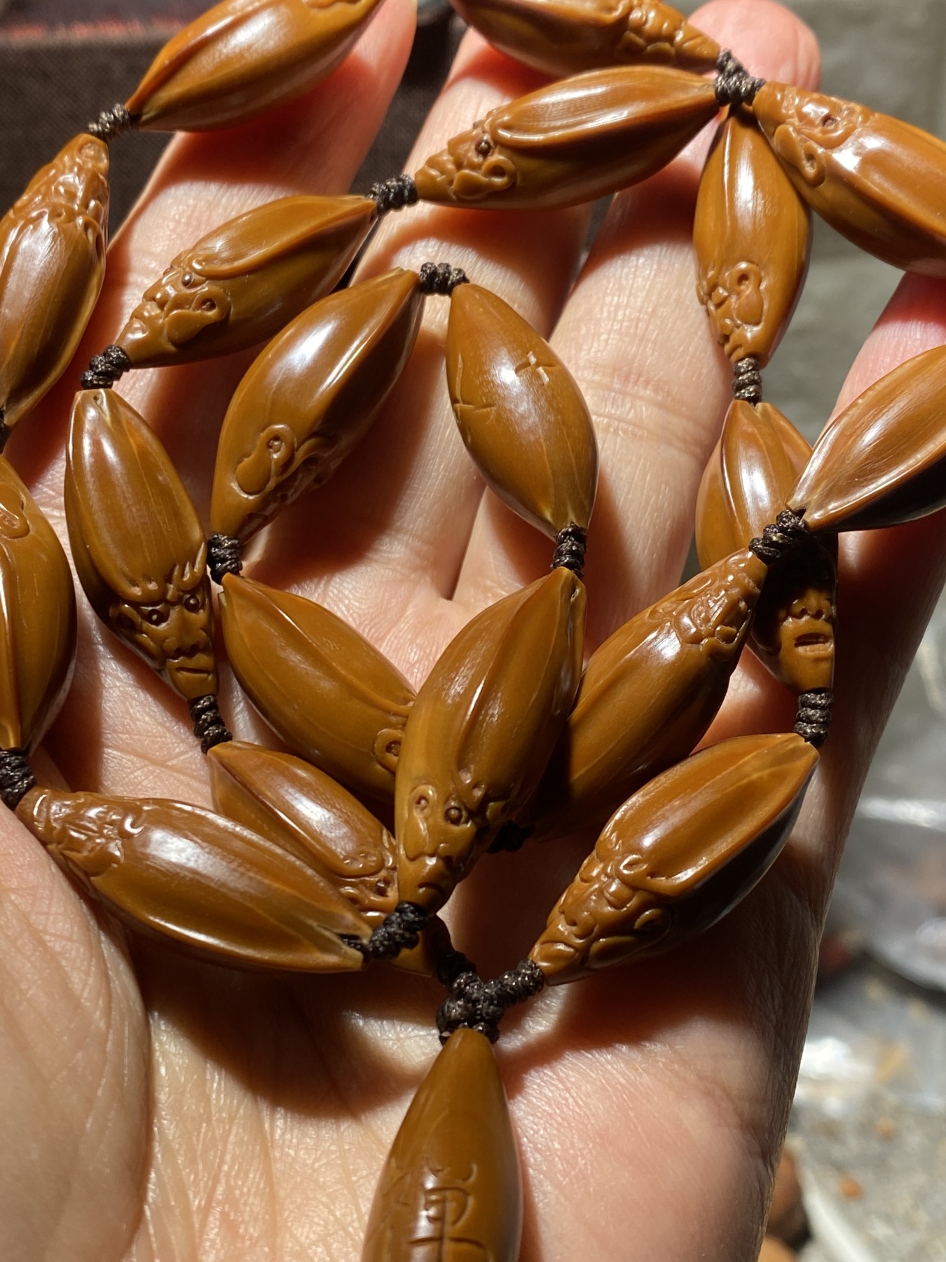 苏工核雕放漏价，纯手工