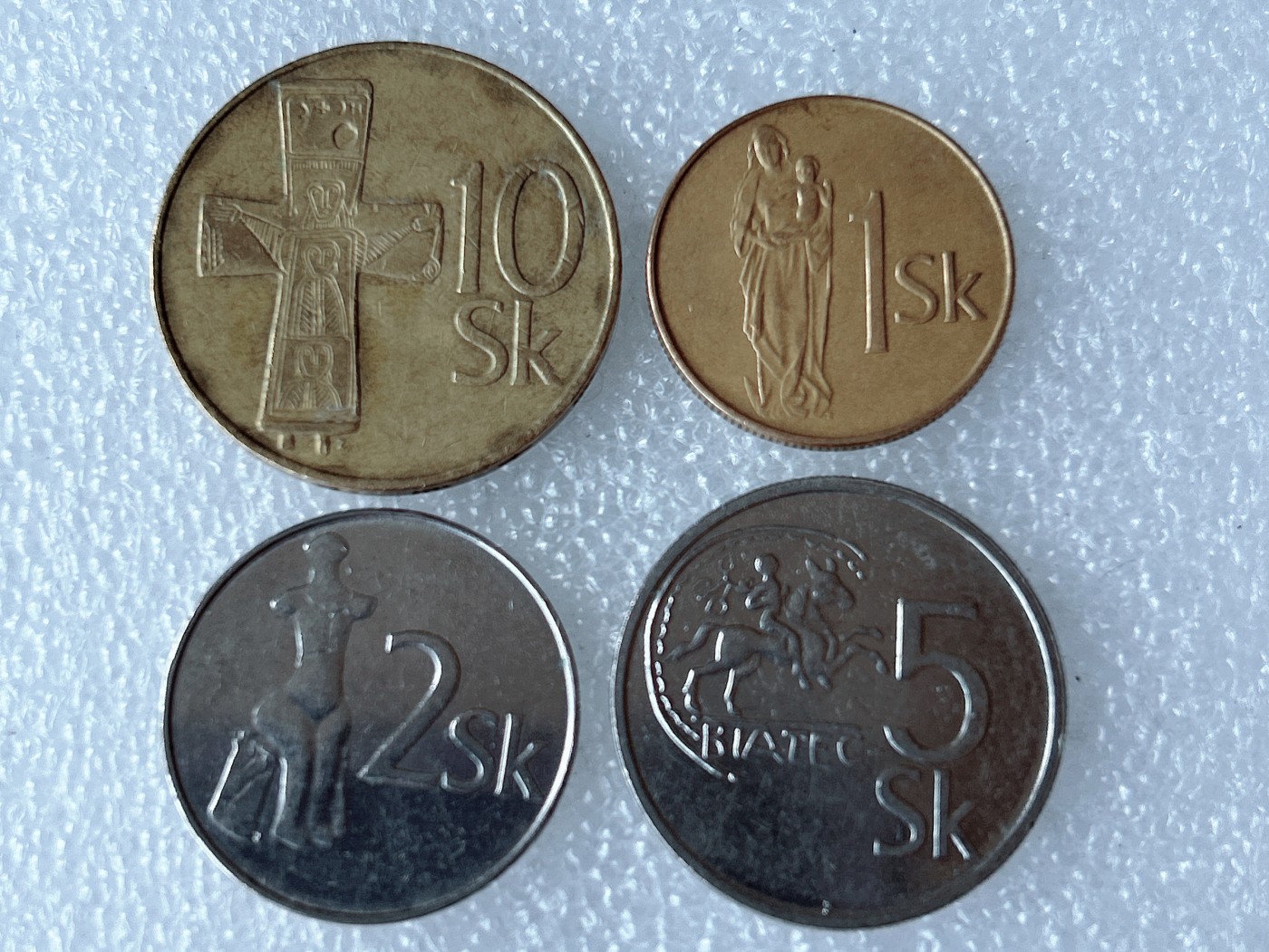 第一海外回流一元起拍收藏 散币专场 第68期 斯洛伐克 4枚