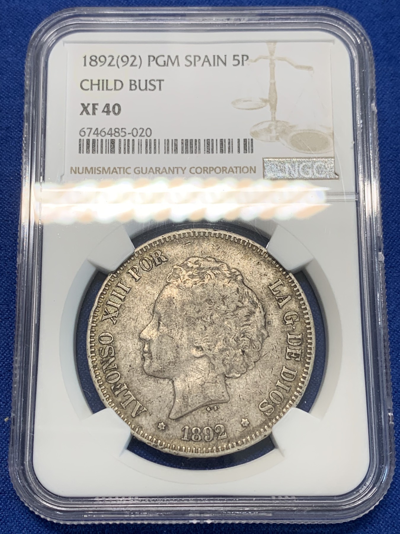 《竞宝斋》第243场-周日，周一 新年开场 (全场包邮) NGC XF40 西班牙1892年 阿方索十三世爆炸头 5比塞塔双柱大银币