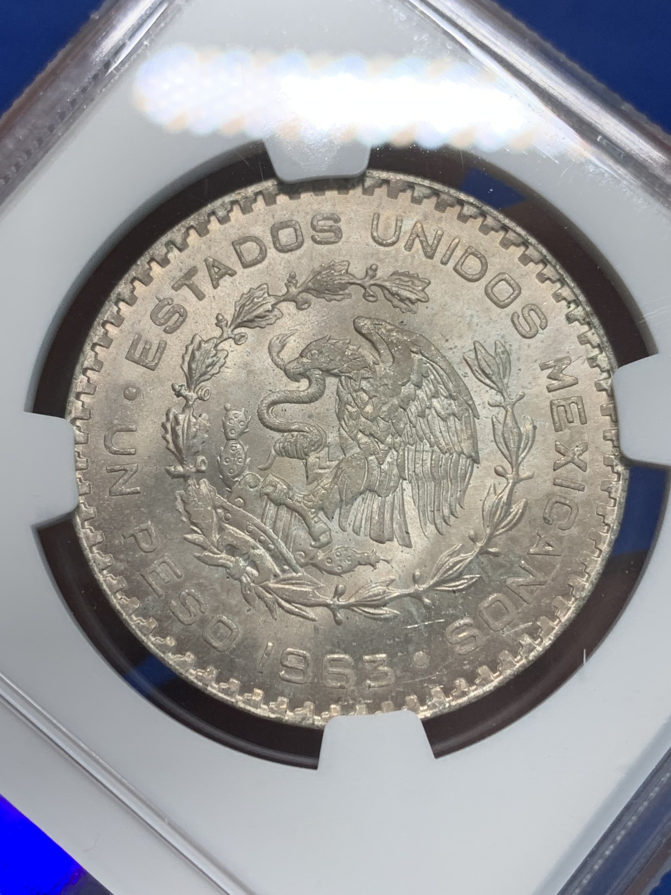 《竞宝斋》第243场-周日，周一 新年开场 (全场包邮) NGC MS65 墨西哥1963年1比索银币