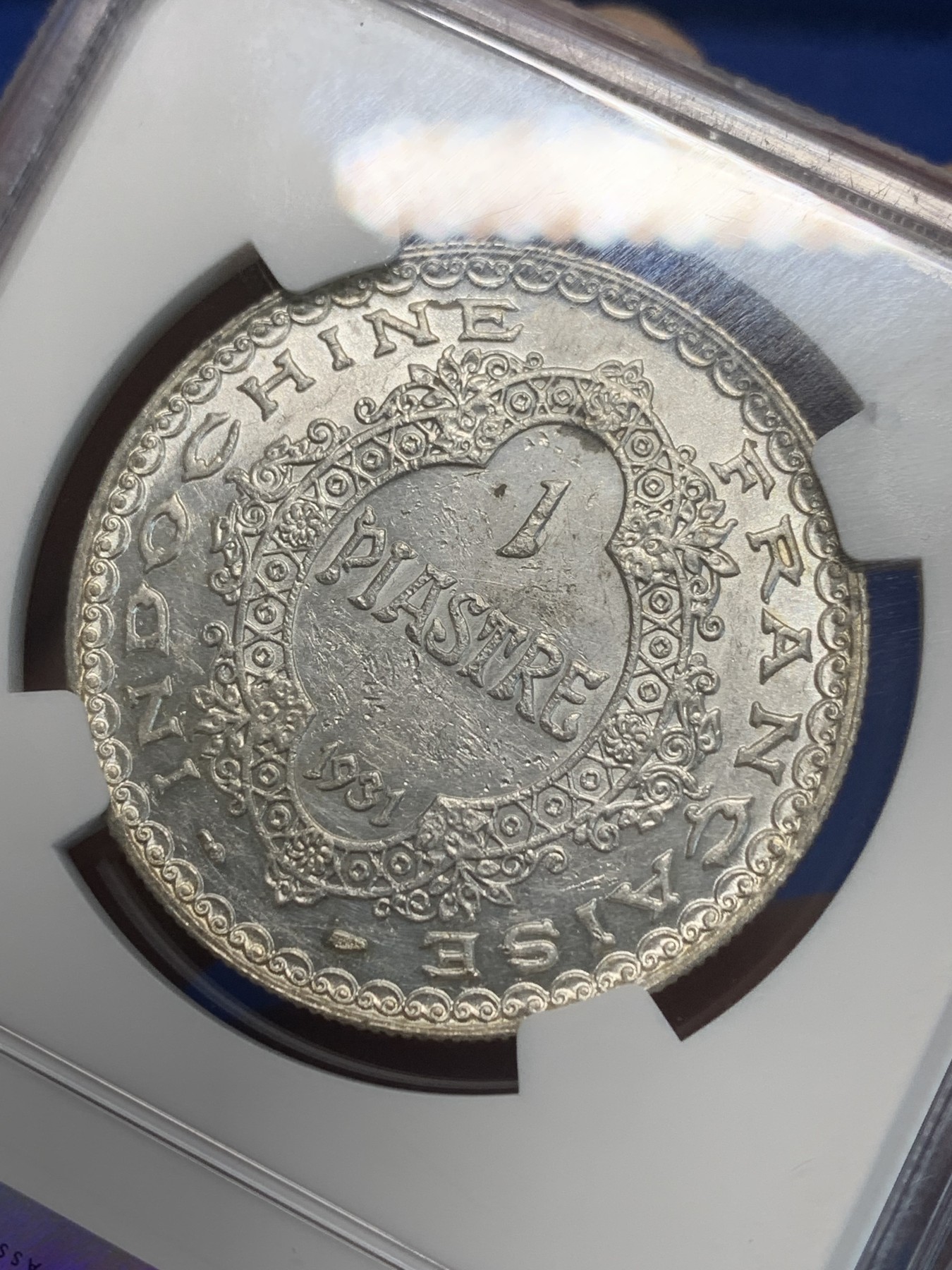 《竞宝斋》第243场-周日，周一 新年开场 (全场包邮) NGC UNCD 法属印支“最后的坐洋”1931年1皮阿斯特银币，币面清爽又干净，打制精美，包浆醇厚润泽又犀利，状态不错。