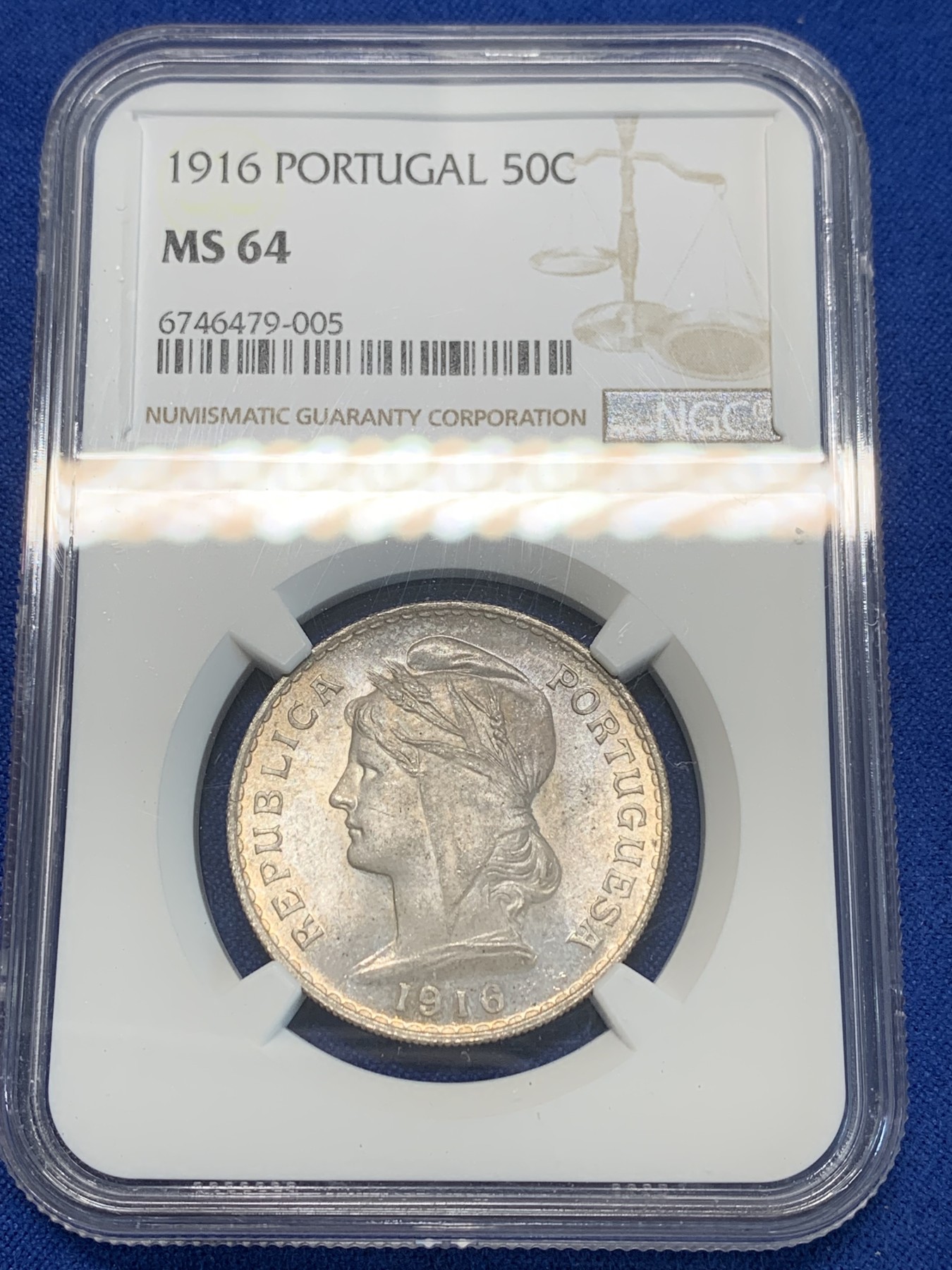 《竞宝斋》第243场-周日，周一 新年开场 (全场包邮) NGC MS64 葡萄牙1916年 自由女神半圆 50分银币