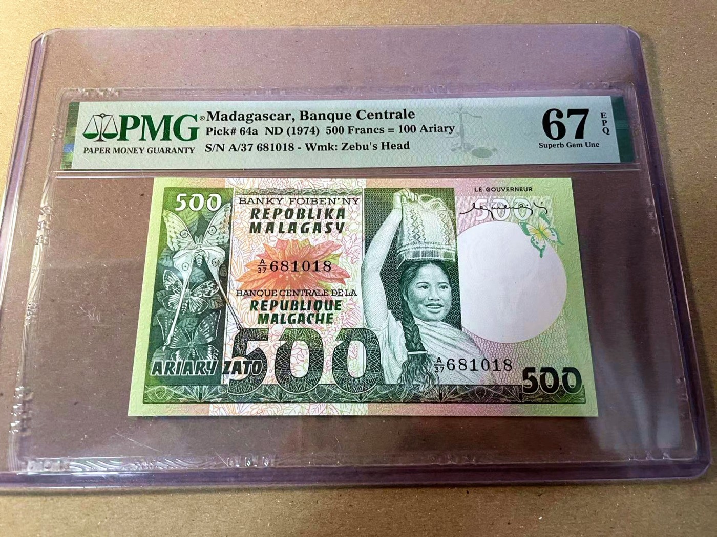 【Blue Auction】✨世界纸币精拍第440期【精】 【倒置号】马达加斯加 1974年500法郎 PMG67EPQ 高分