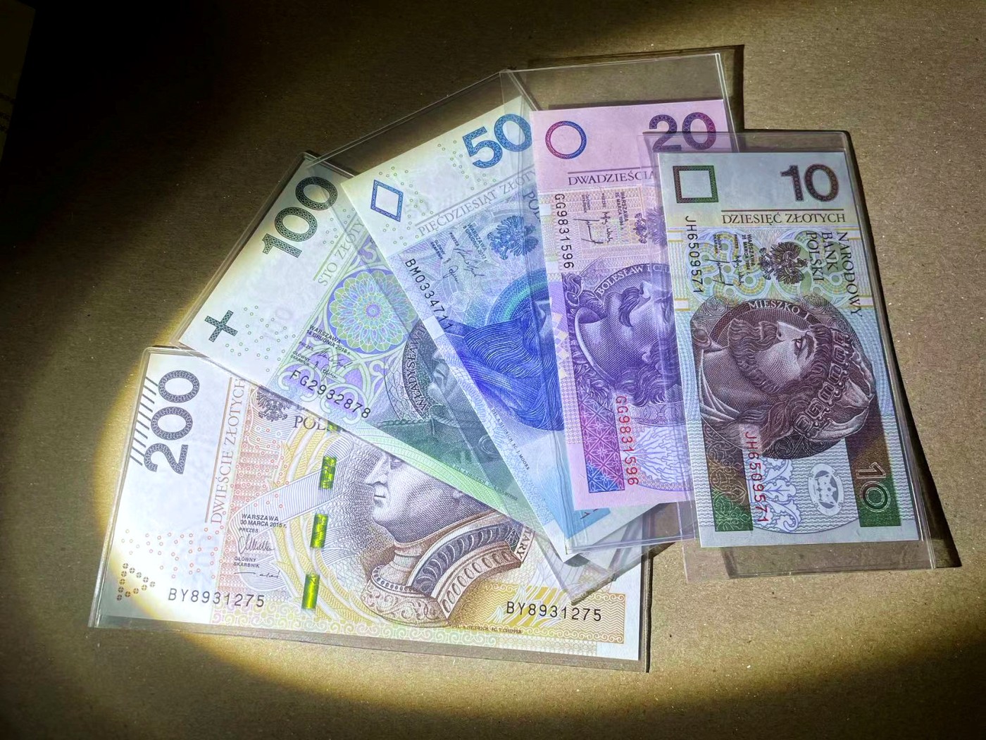 【Blue Auction】✨世界纸币精拍第440期【精】 【一组5张】波兰 10-200兹罗提 全新UNC