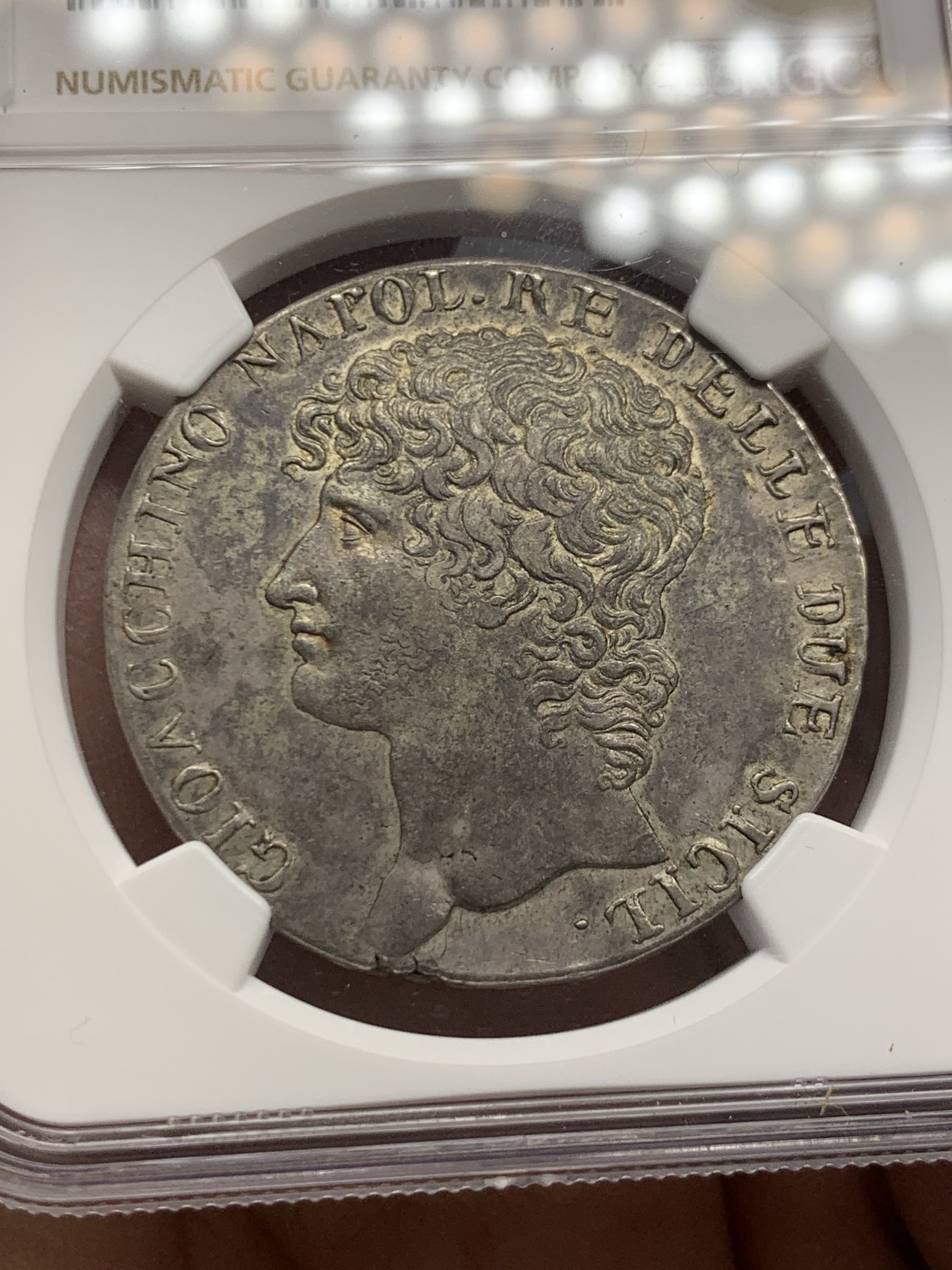 《竞宝斋》第243场-周日，周一 新年开场 (全场包邮) NGC AU50 意大利 1810  那不勒斯王国 缪拉 12 卡利尼 大银币 稀缺品种 2023昆克裸币3500欧元成交