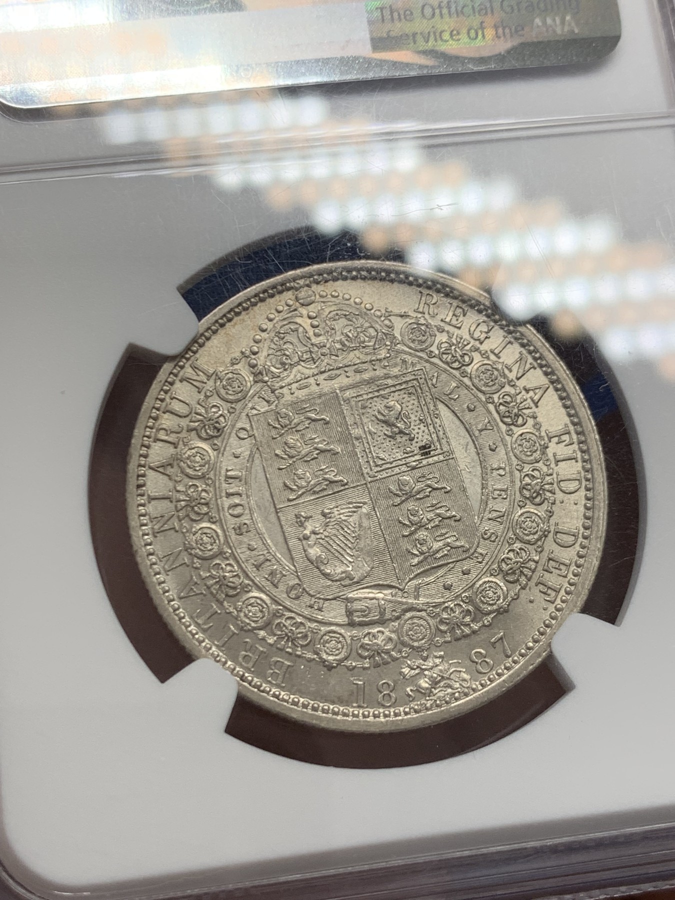 《竞宝斋》第243场-周日，周一 新年开场 (全场包邮) NGC MS61 英国1887年维多利亚高冠半克朗银币（女王登基50周年纪念年份）