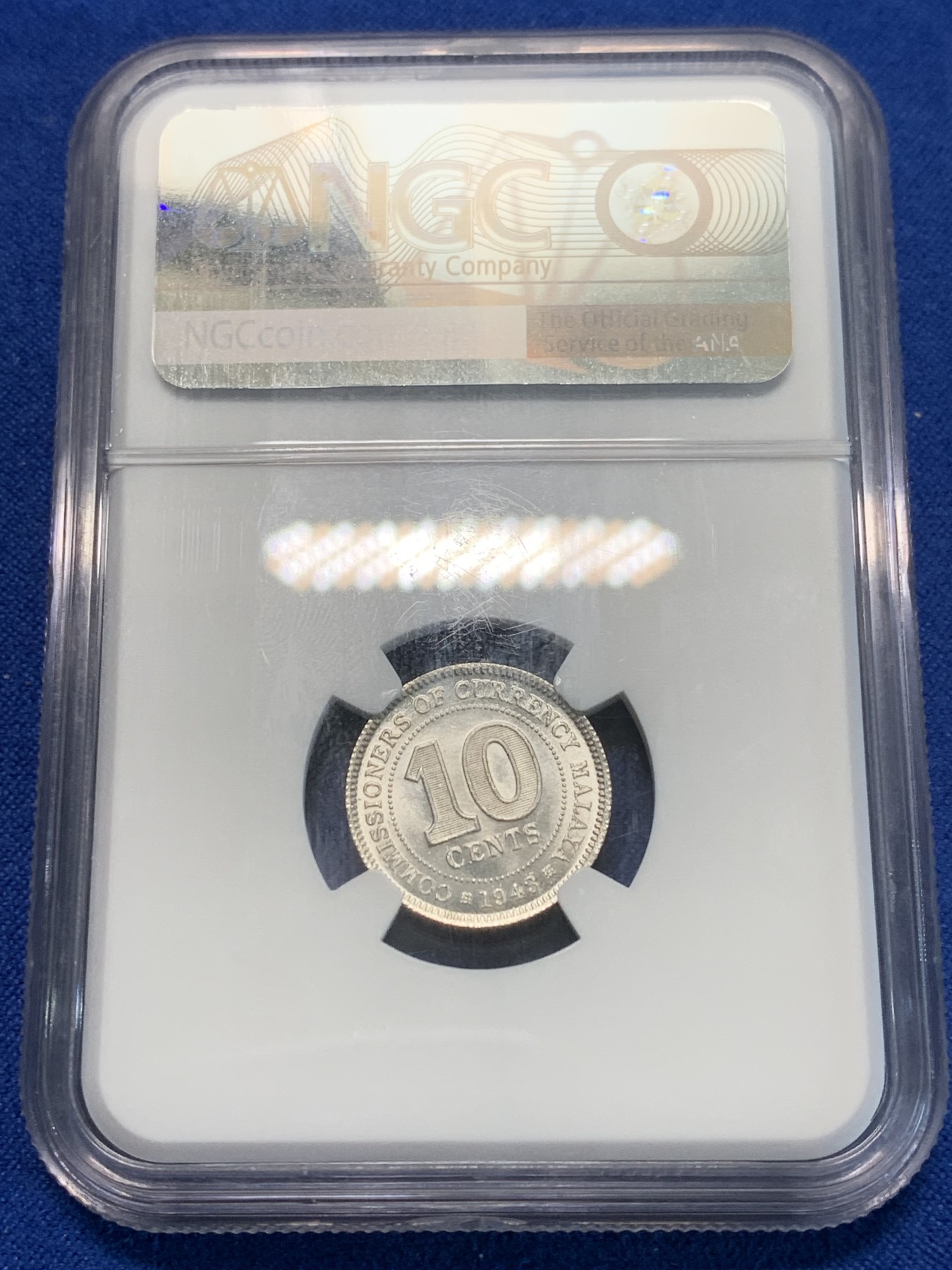 《竞宝斋》第243场-周日，周一 新年开场 (全场包邮) NGC MS63 1943年马来亚乔治六世10C银币，品相十分精美
