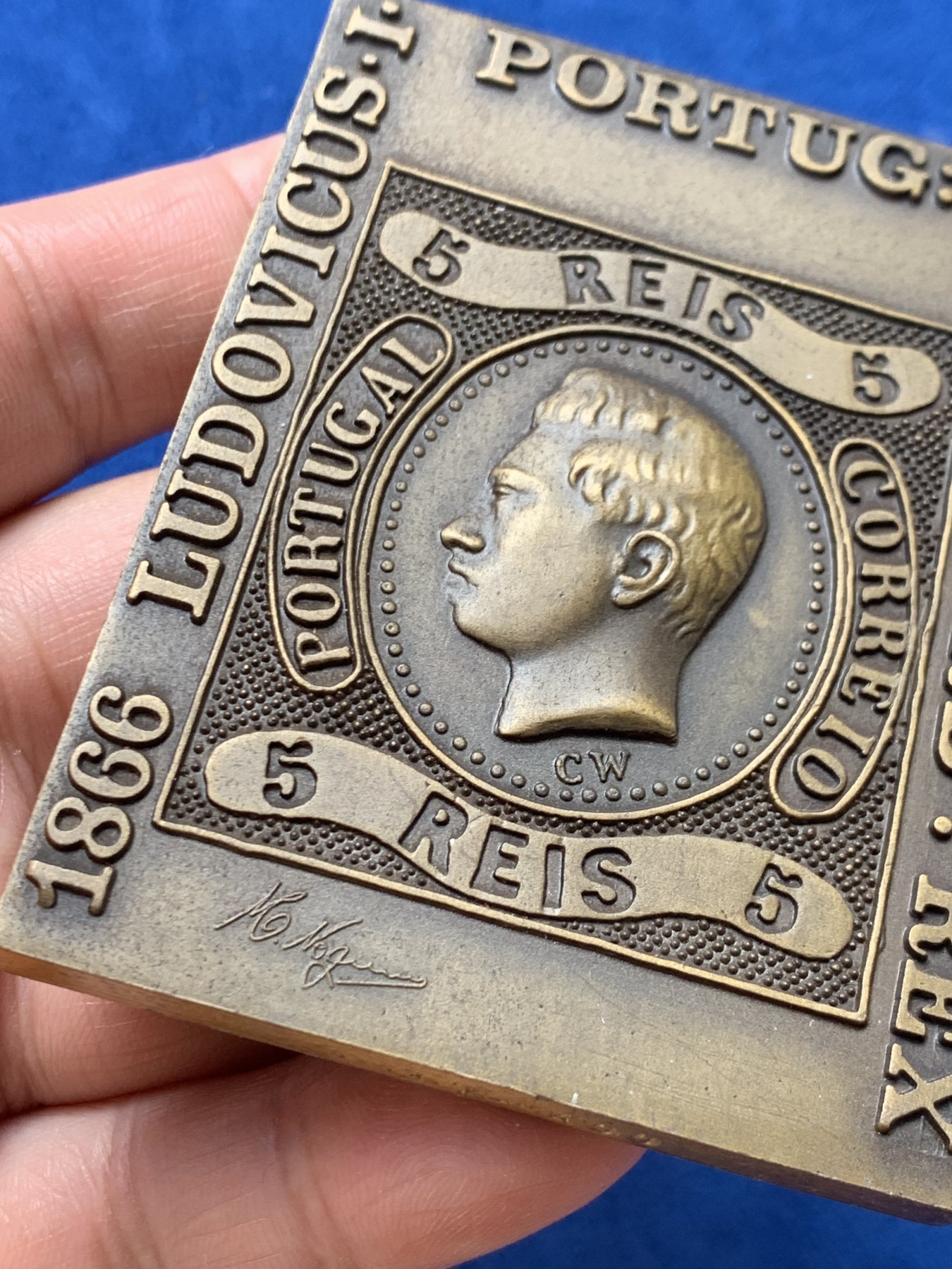 《竞宝斋》第243场-周日，周一 新年开场 (全场包邮) 葡萄牙邮票纪念铜章 60.3*78.8mm 206.7g