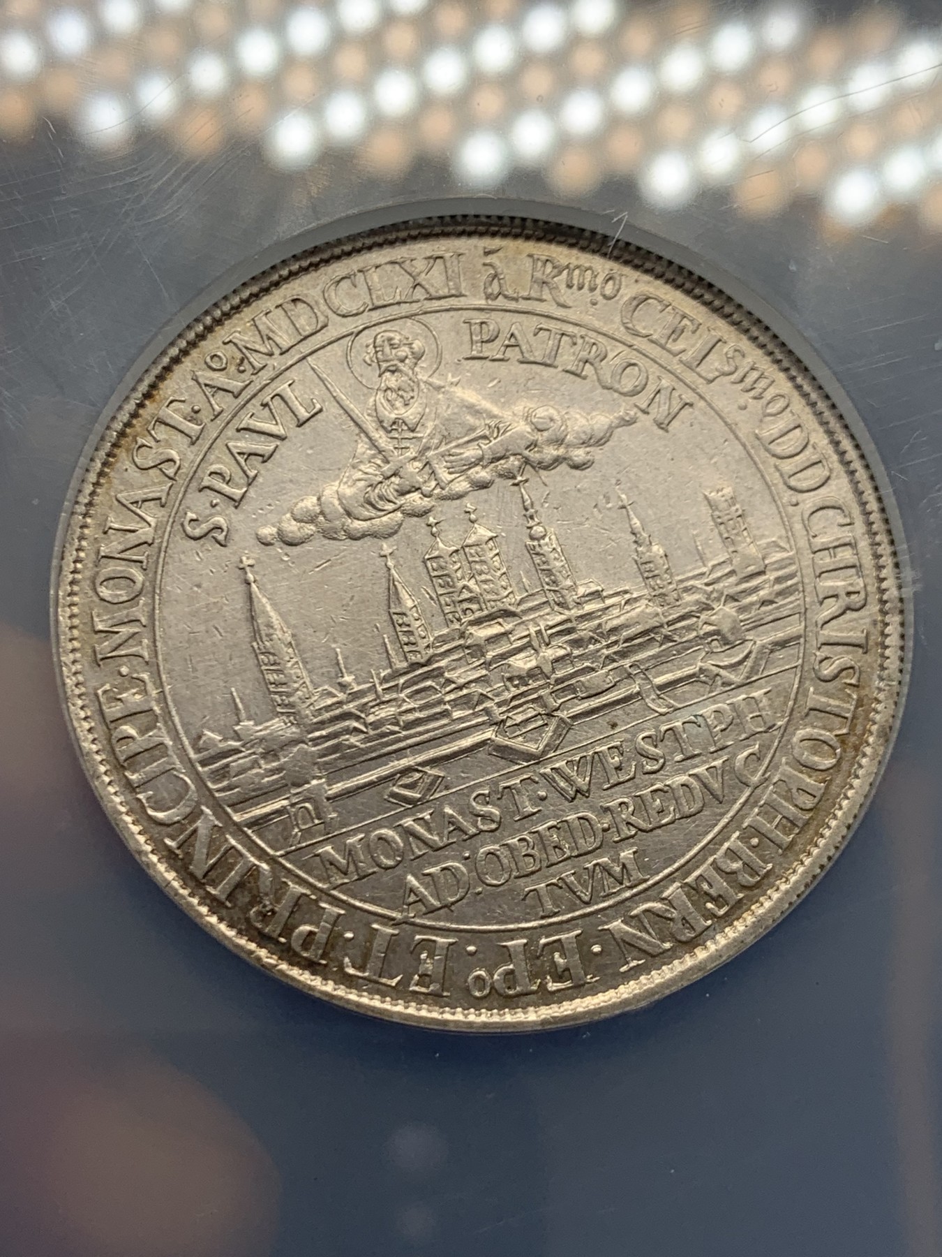 《竞宝斋》第243场-周日，周一 新年开场 (全场包邮) NGC AU 德国 1661 明斯特 云端圣保罗 城市景观泰勒大银币  大盒封装 AU58+2021成交价2.3万 AU性价比极好