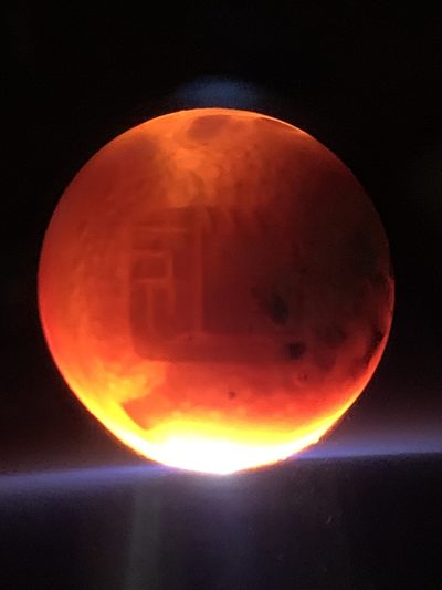 战国红玛瑙亚光手工雕刻道字太极阴阳鱼珠一颗！ 战国红玛瑙亚光手工雕刻道字太极阴阳鱼珠一颗！