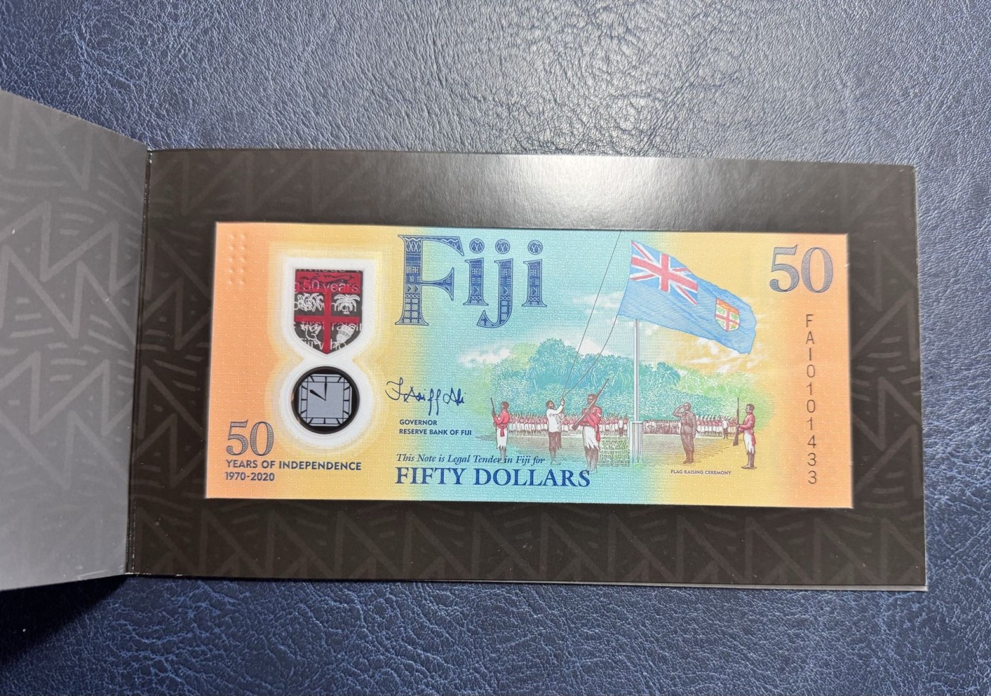 收藏联盟Quantum Auction 第328期拍卖  斐济群岛2020年50元独立纪念钞 品相全新UNC 限量发行3000本带原册 号码无47