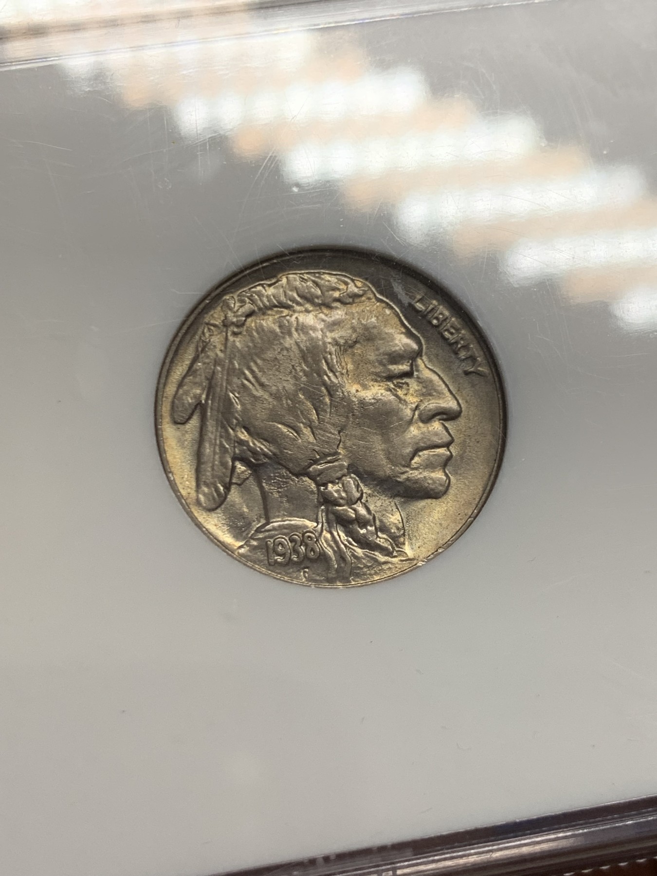 《竞宝斋》第243场-周日，周一 新年开场 (全场包邮) NGC MS65 美国印第安人牦牛 1938年 5美分镍币 美系必藏品种