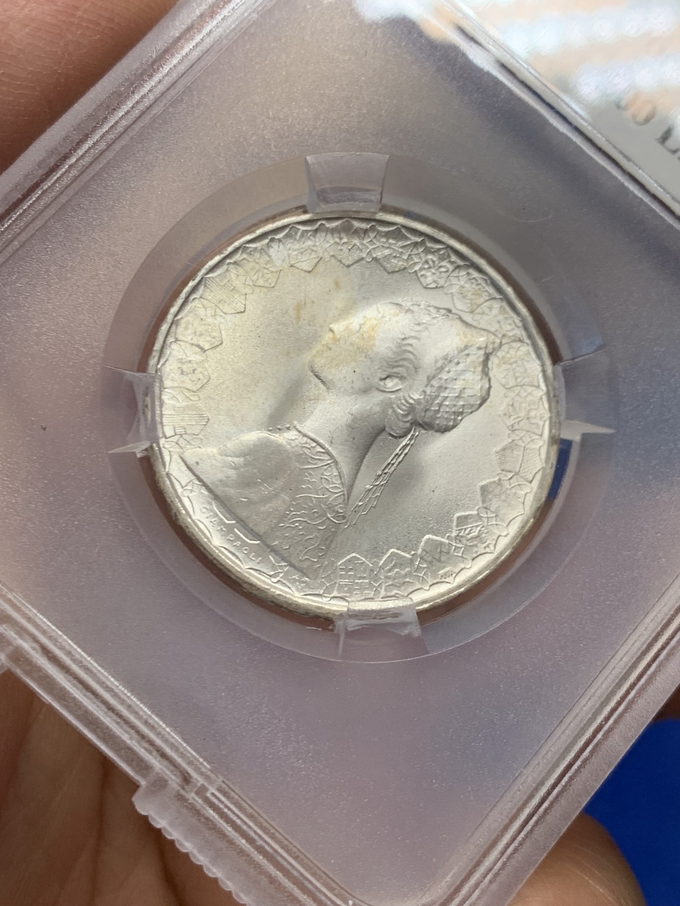 《竞宝斋》第243场-周日，周一 新年开场 (全场包邮) TQG-MS66 意大利 1966年 帆船少女500里拉银币 卷拆品相 双面包浆漂亮 适合珍藏