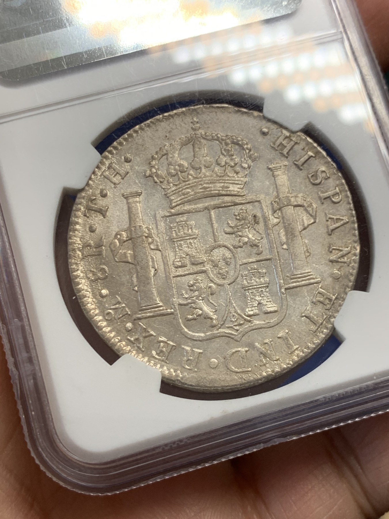 《竞宝斋》第243场-周日，周一 新年开场 (全场包邮) NGC AU58 西属墨西哥1809年费七戎装版双柱银币 全深打 细节一流 原光