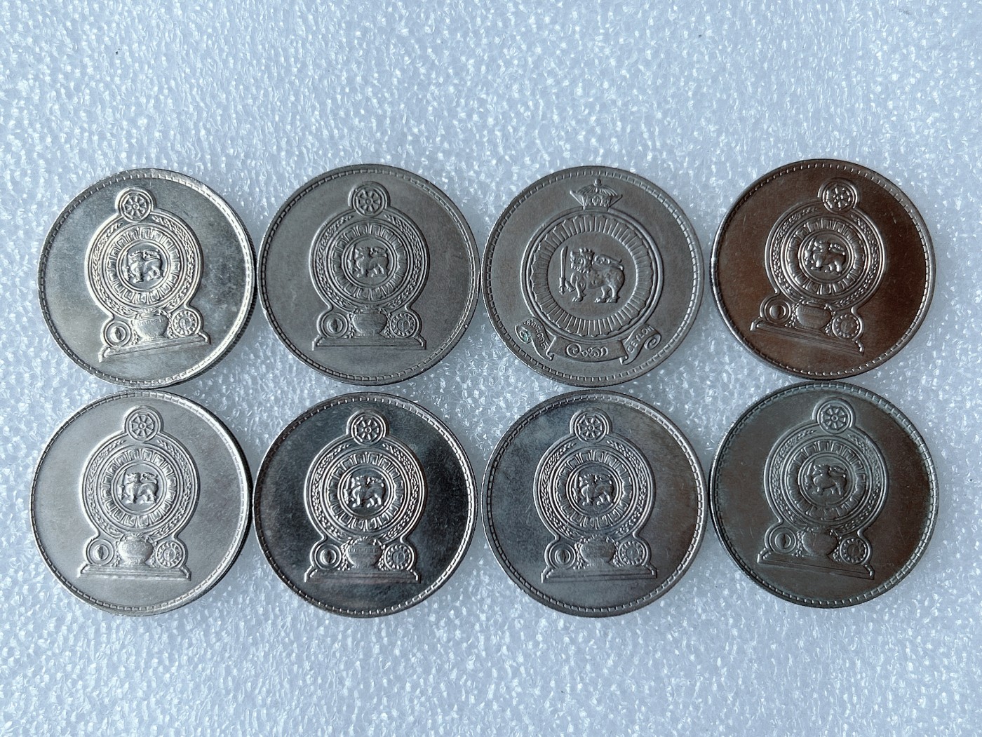 第一海外回流一元起拍收藏 散币专场 第68期 斯里兰卡1卢比 8枚