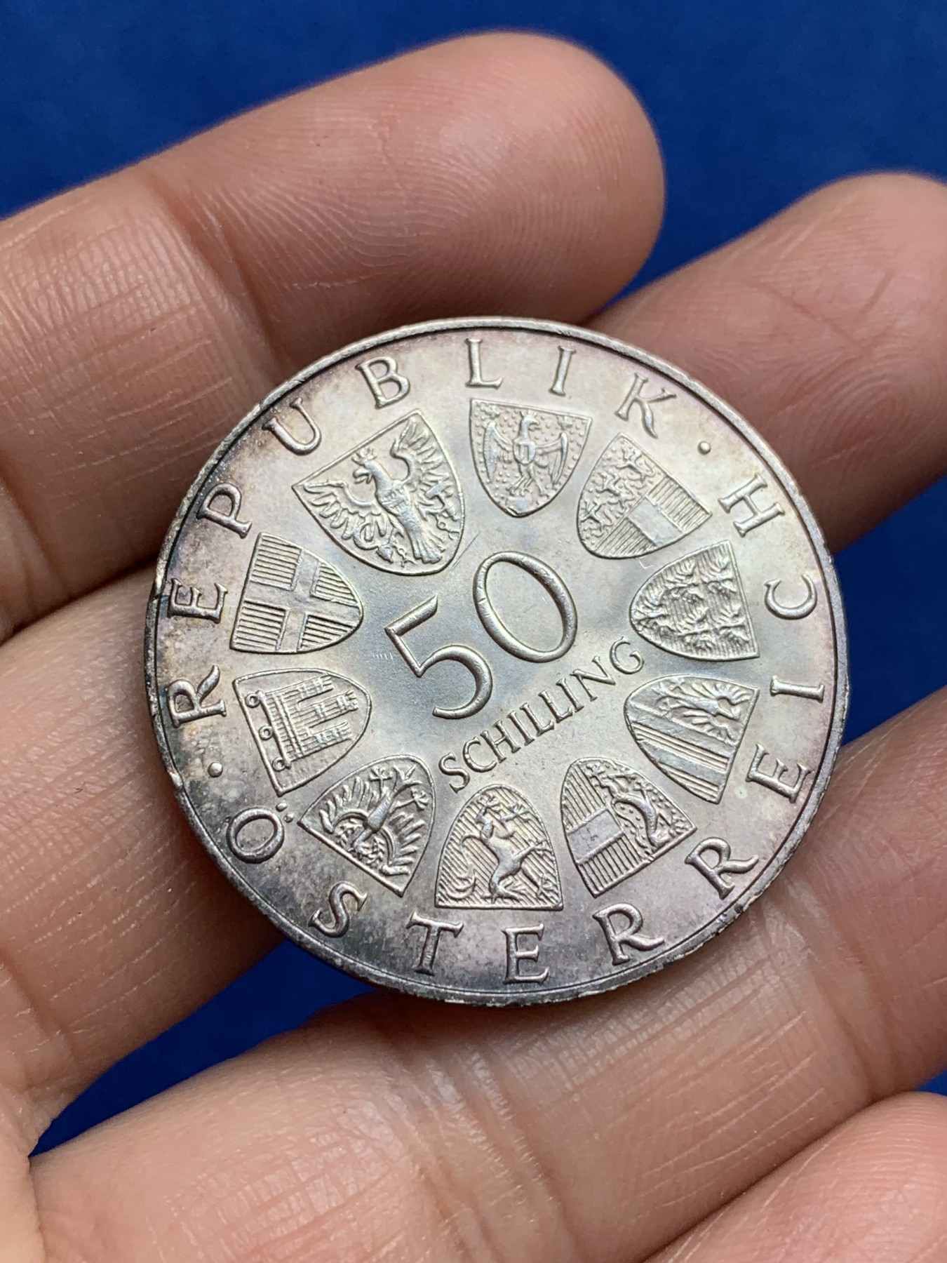 《竞宝斋》第244场-周日，周一 新年开场 (全场包邮) 奥地利1969年马克西米连一世逝世450周年50先令银币