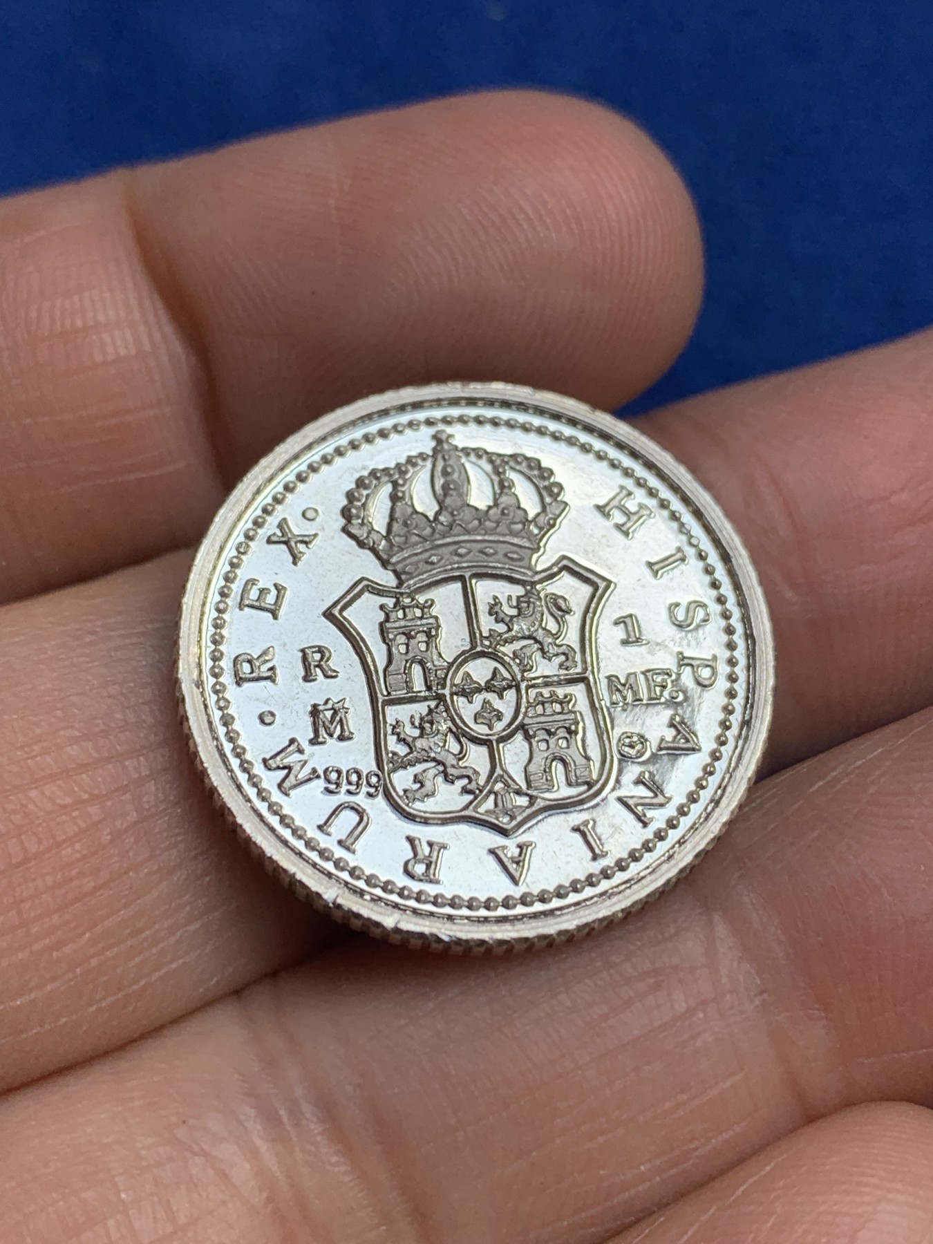 《竞宝斋》第244场-周日，周一 新年开场 (全场包邮) 西班牙卡洛斯四世复刻版1R银章 999银 6.1克 24.7mm