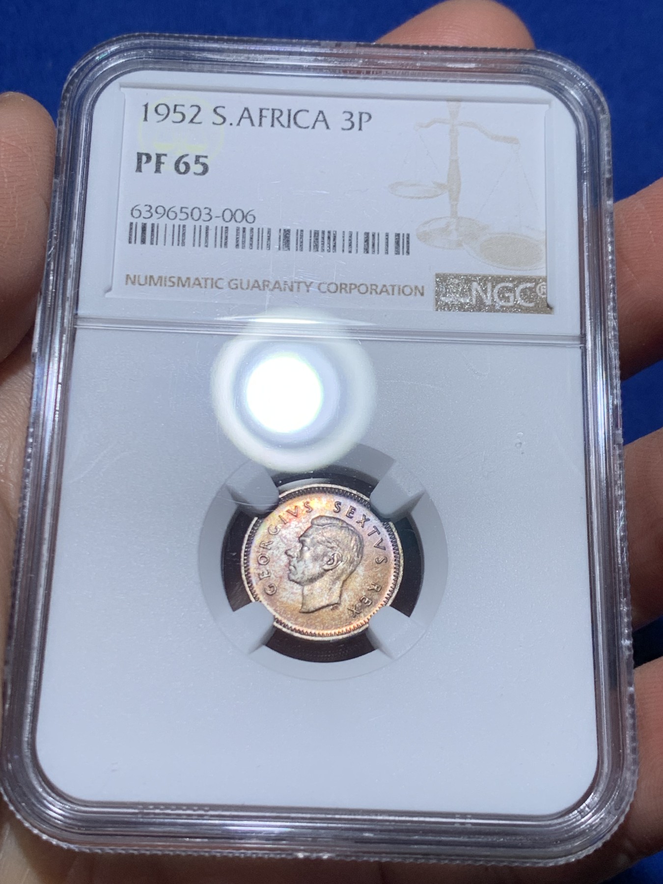 《竞宝斋》第244场-周日，周一 新年开场 (全场包邮) 1952年南非精制9枚套，原味五彩，主币高分，NGC盒子连号，带原盒。