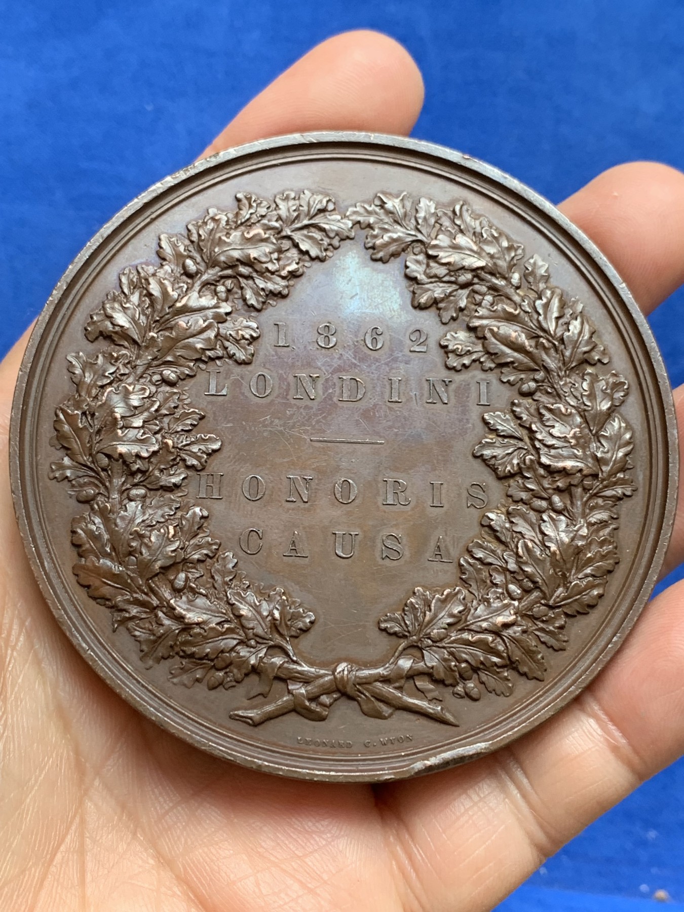 《竞宝斋》第244场-周日，周一 新年开场 (全场包邮) 1862年英国伦敦世界博览会大铜章 直径76.8mm，重219.3g，边铭：CARPENTIER.CLASS.XXIX.