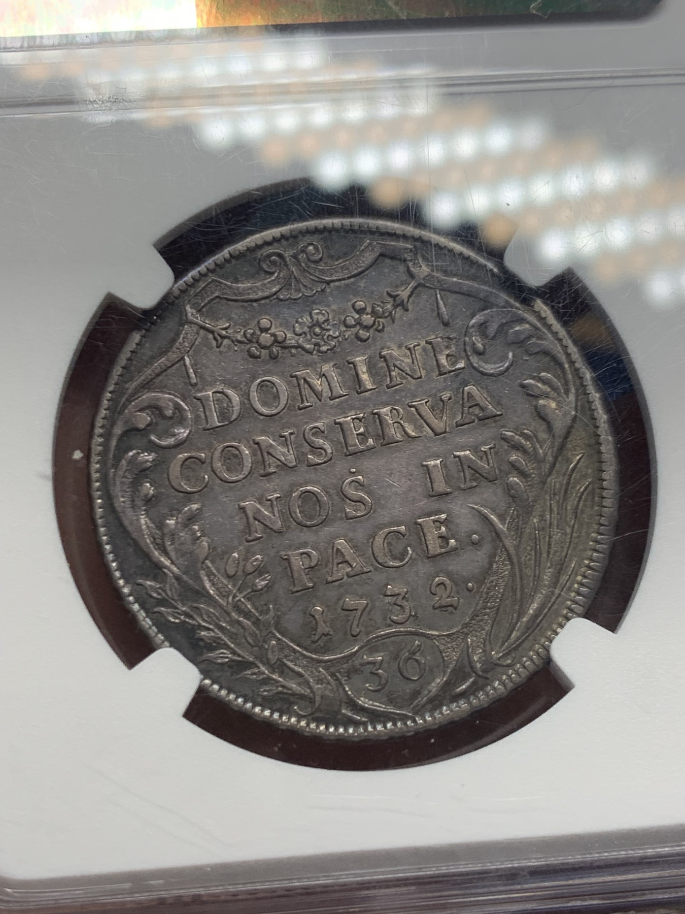 《竞宝斋》第244场-周日，周一 新年开场 (全场包邮) NGC AU50 瑞士1732苏黎世1/2泰勒银币 黑漆古包浆，细节俱在，难得的品种