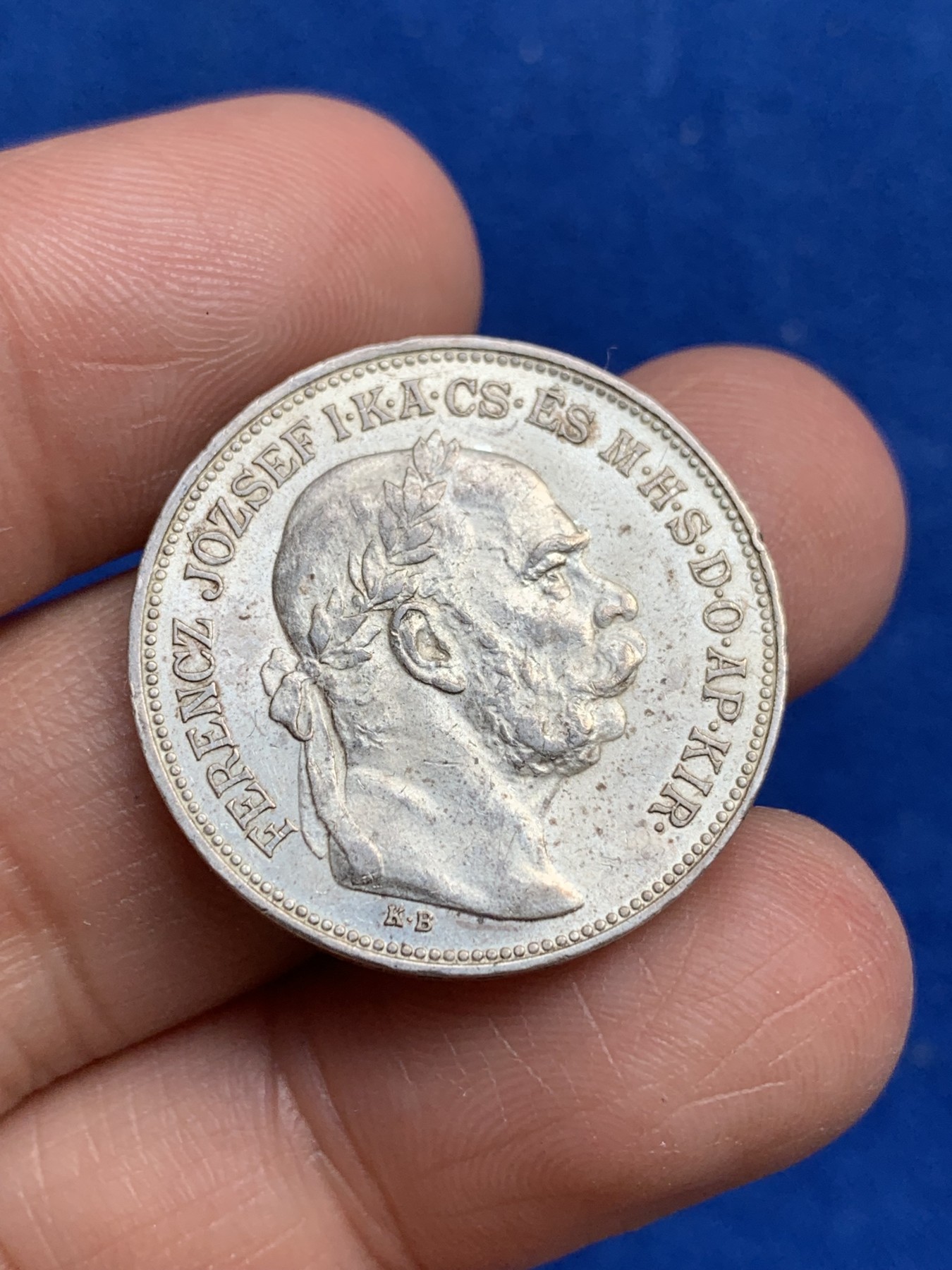 《竞宝斋》第244场-周日，周一 新年开场 (全场包邮) 1913年奥匈帝国奥地利2克朗银币 双天使 未流通状态原光强烈 状态不错 不多见的品种