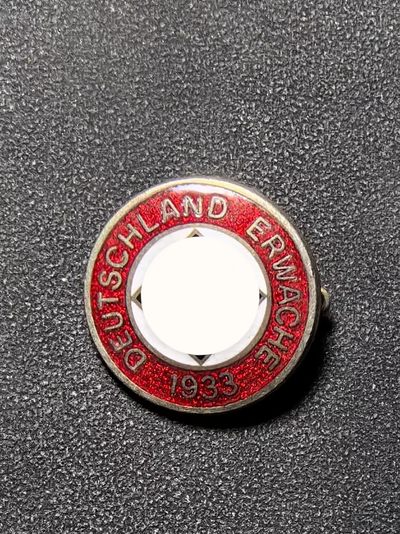 盛世勋华——号角文化勋章邮票专场拍卖第168期 - 德国（1939）NSDAP 德意志觉醒证章 珐琅质地 带RZM厂标 品相绝佳