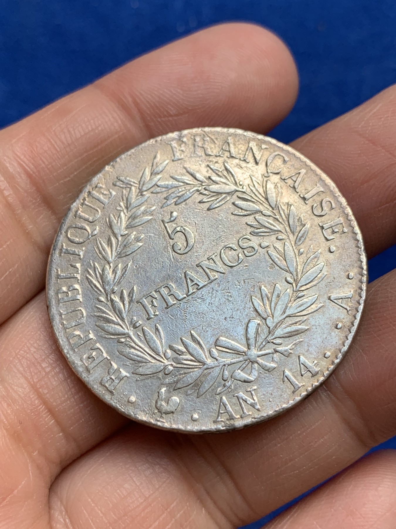 《竞宝斋》第244场-周日，周一 新年开场 (全场包邮) 法国拿破仑共和十四年（AN 14）5法郎银币 N未入盒 底板有轻微腐蚀