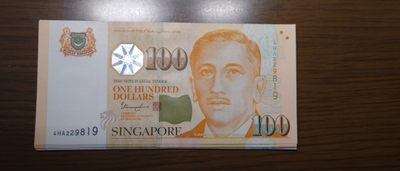 【世界钱币】精选微拍第94期暨2024年第五期 评级币裸钞场 新加坡人像版100元 尚达曼签名 全新绝品尾号819