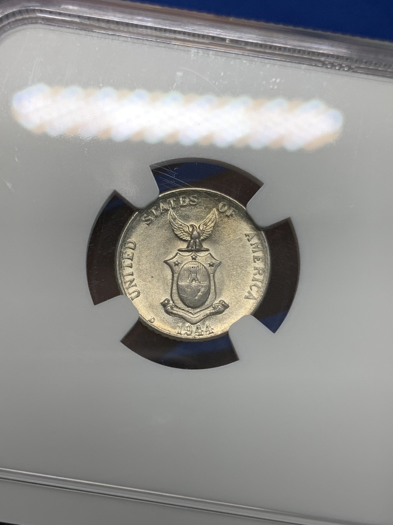 《竞宝斋》第244场-周日，周一 新年开场 (全场包邮) NGC AU58 菲律宾1944年女神10分银币，品相十分精美，有些低评