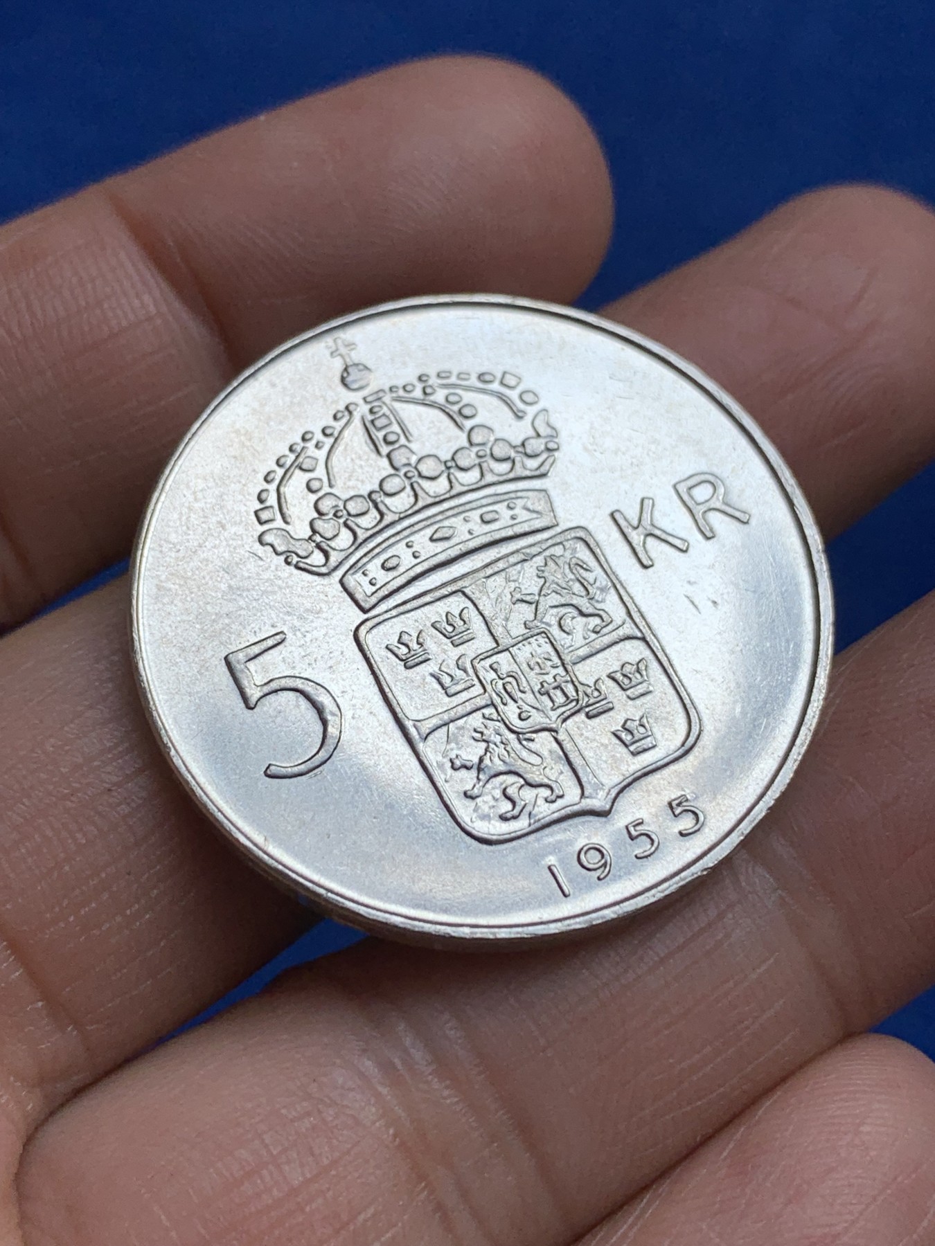 《竞宝斋》第244场-周日，周一 新年开场 (全场包邮) 两枚一组 瑞典2克朗1950年，5克朗1955年，原光银币