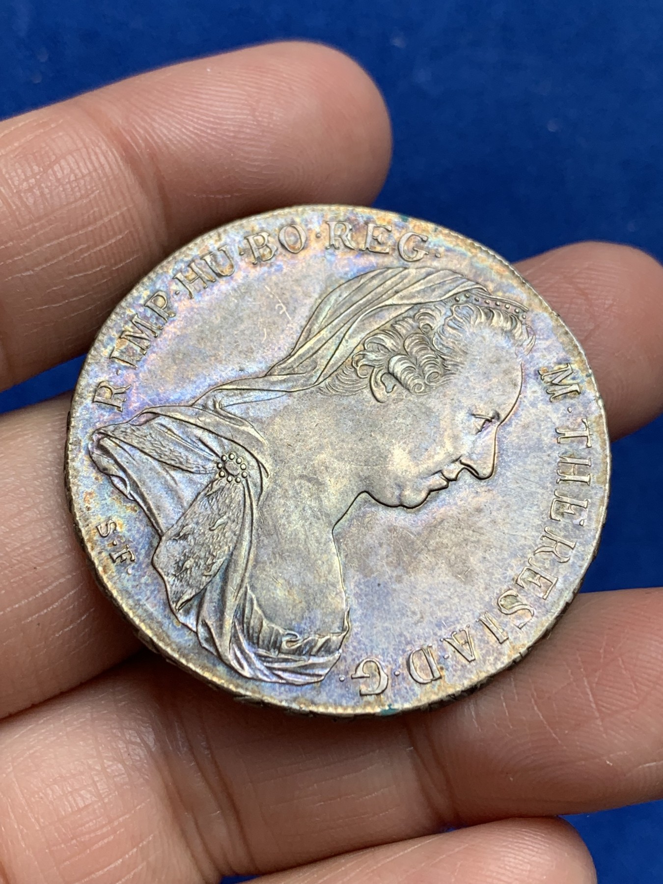 《竞宝斋》第244场-周日，周一 新年开场 (全场包邮) 奥匈帝国1780后铸大奶妈银币 十字转光 五彩包浆