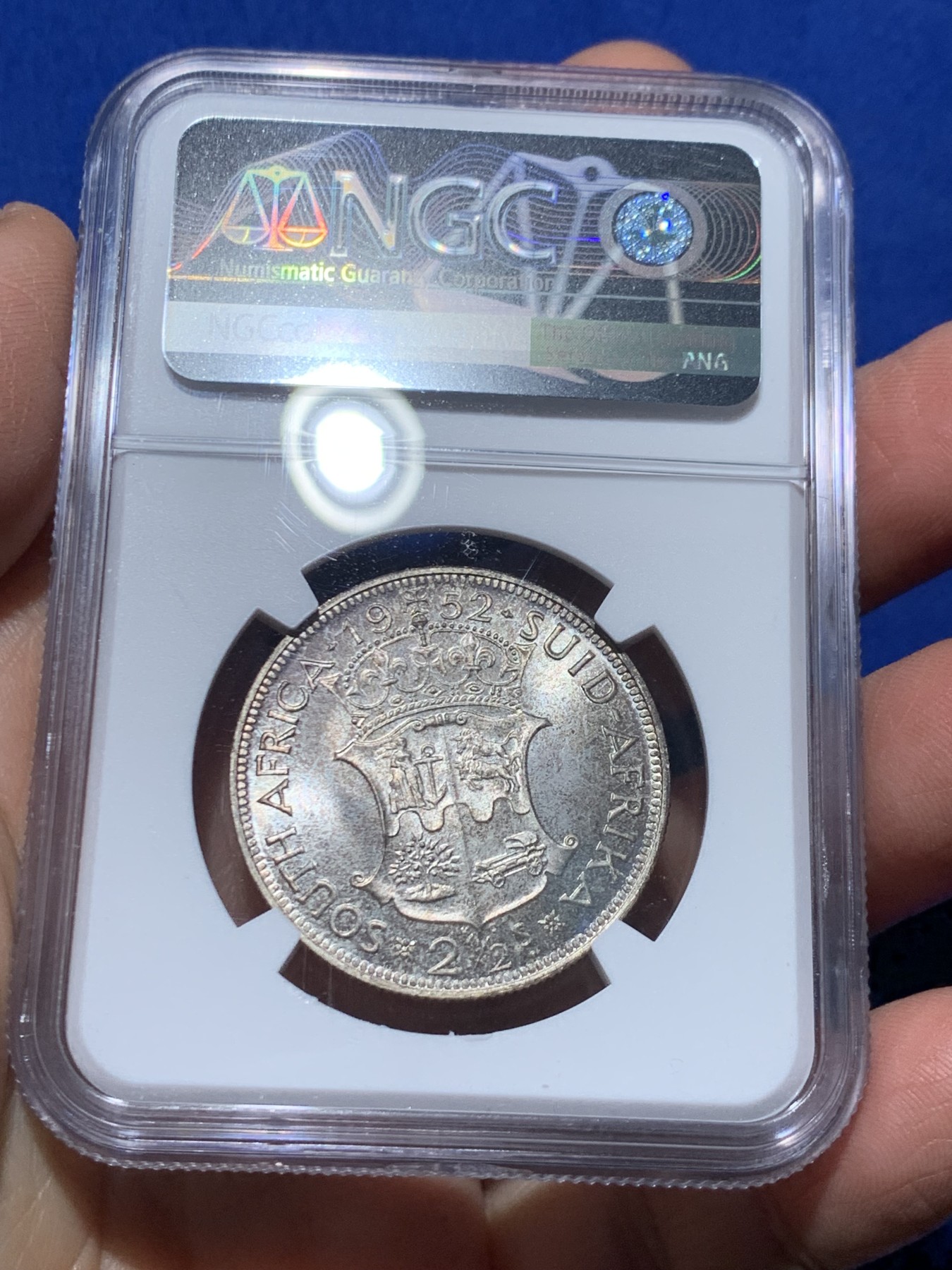 《竞宝斋》第244场-周日，周一 新年开场 (全场包邮) 1952年南非精制9枚套，原味五彩，主币高分，NGC盒子连号，带原盒。