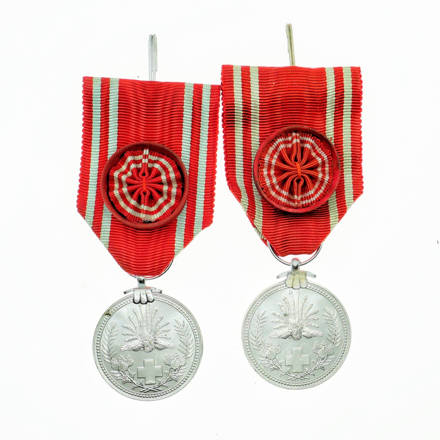 勋章奖章交易所3月9日拍卖 日本赤十字奖章一组