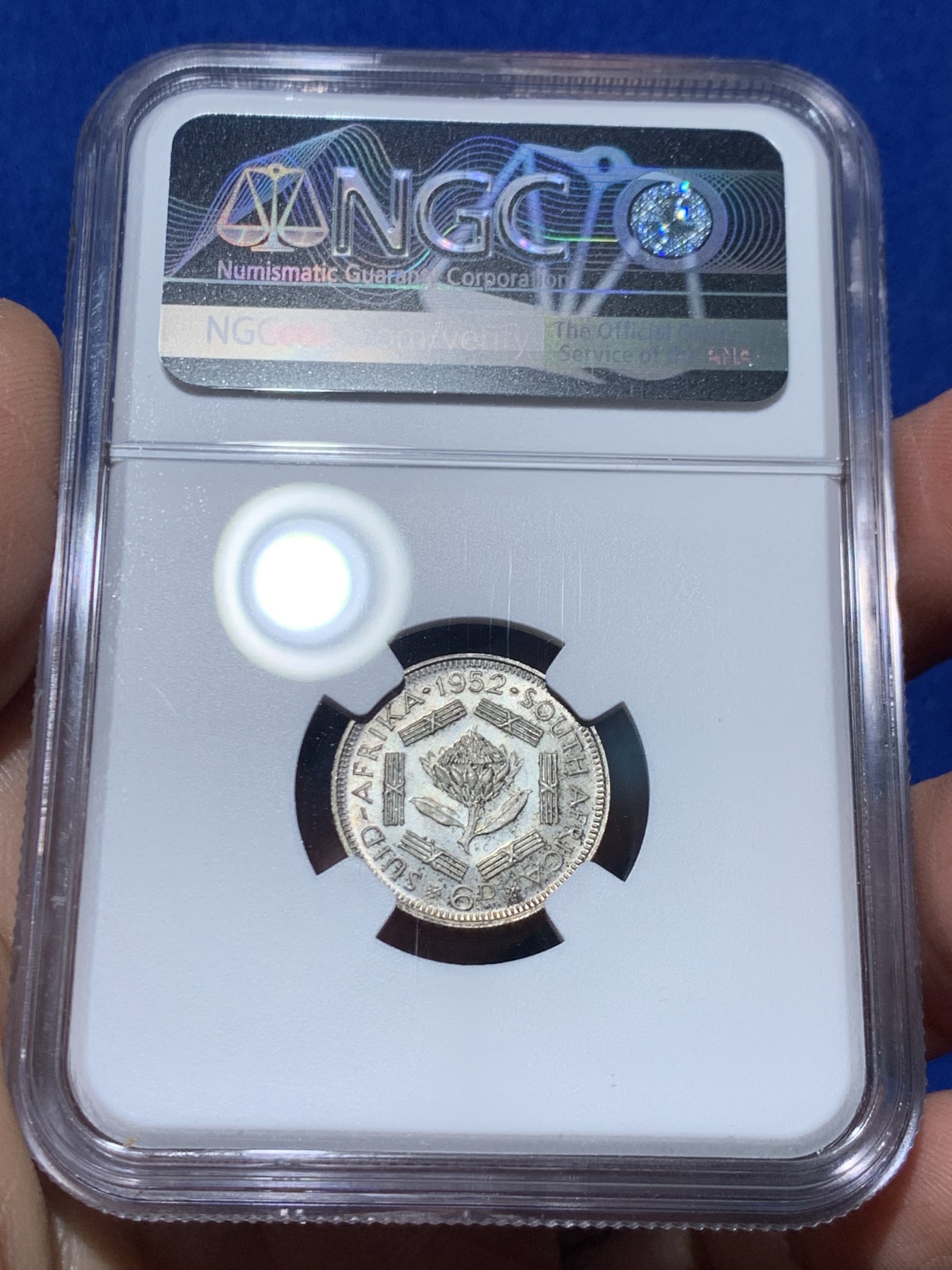 《竞宝斋》第244场-周日，周一 新年开场 (全场包邮) 1952年南非精制9枚套，原味五彩，主币高分，NGC盒子连号，带原盒。