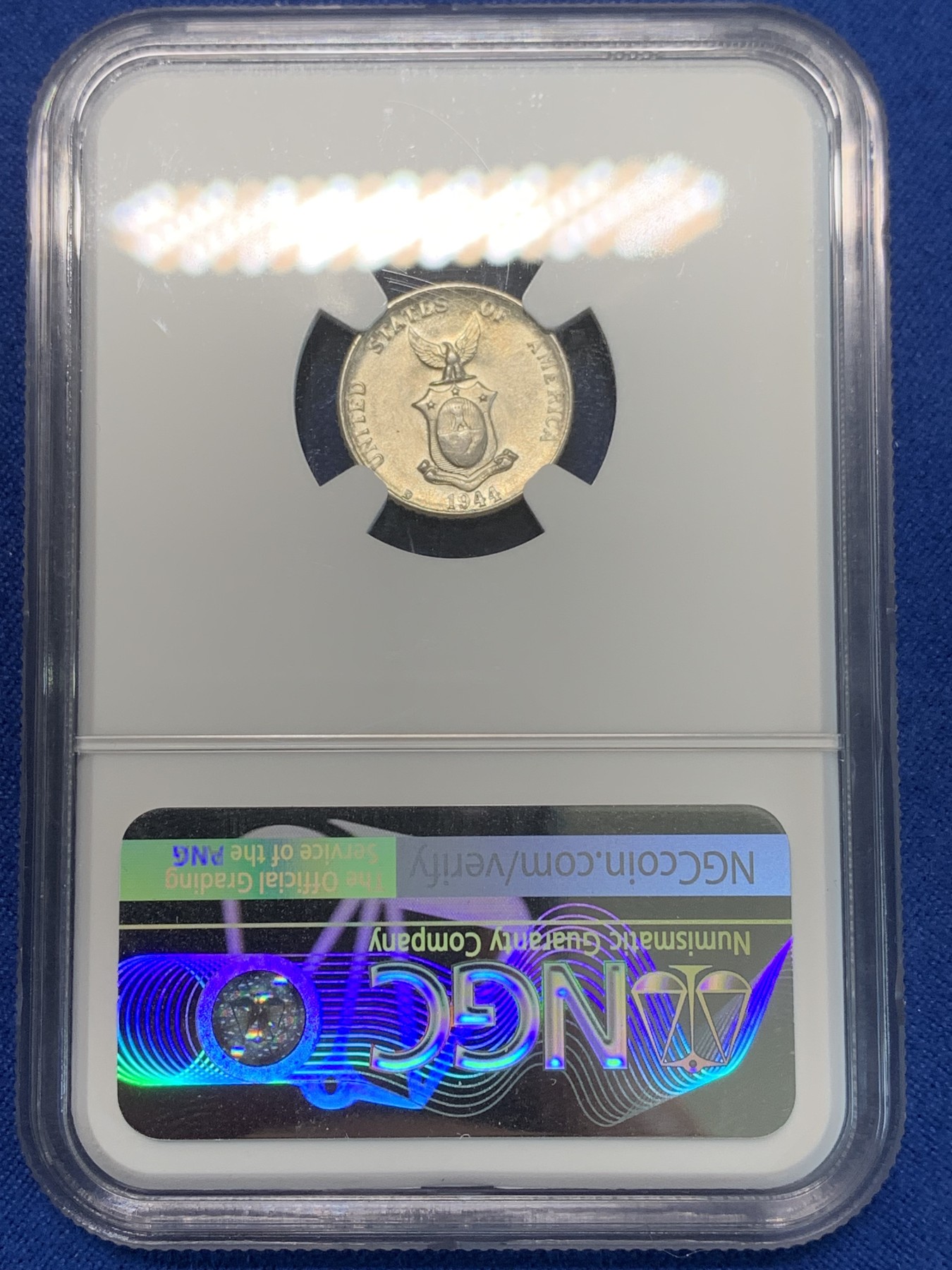 《竞宝斋》第244场-周日，周一 新年开场 (全场包邮) NGC AU58 菲律宾1944年女神10分银币，品相十分精美，有些低评