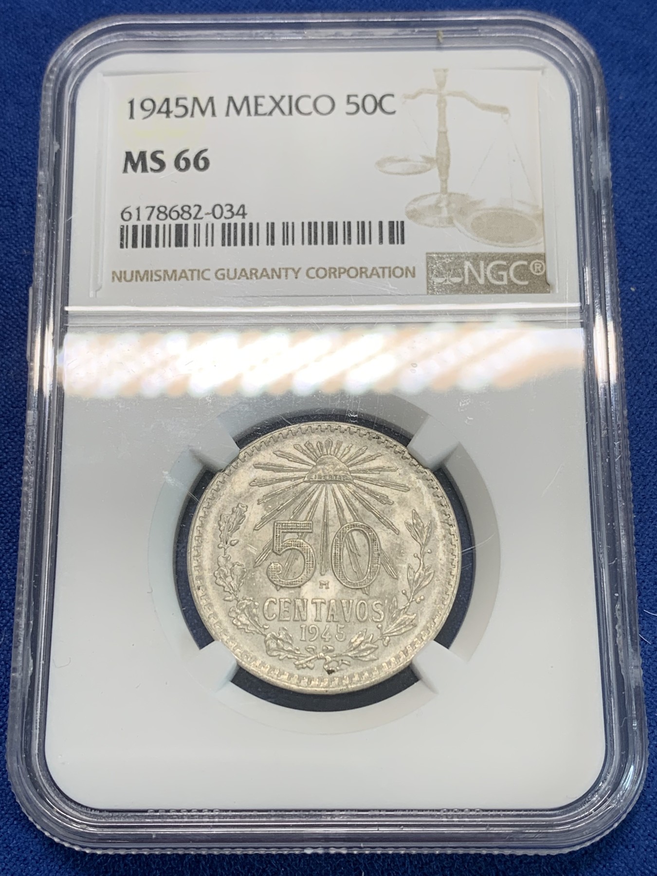 《竞宝斋》第244场-周日，周一 新年开场 (全场包邮) NGC MS66 墨西哥1945年鹰洋50分银币 币面凝霜十分养眼 高分难得 值得入手