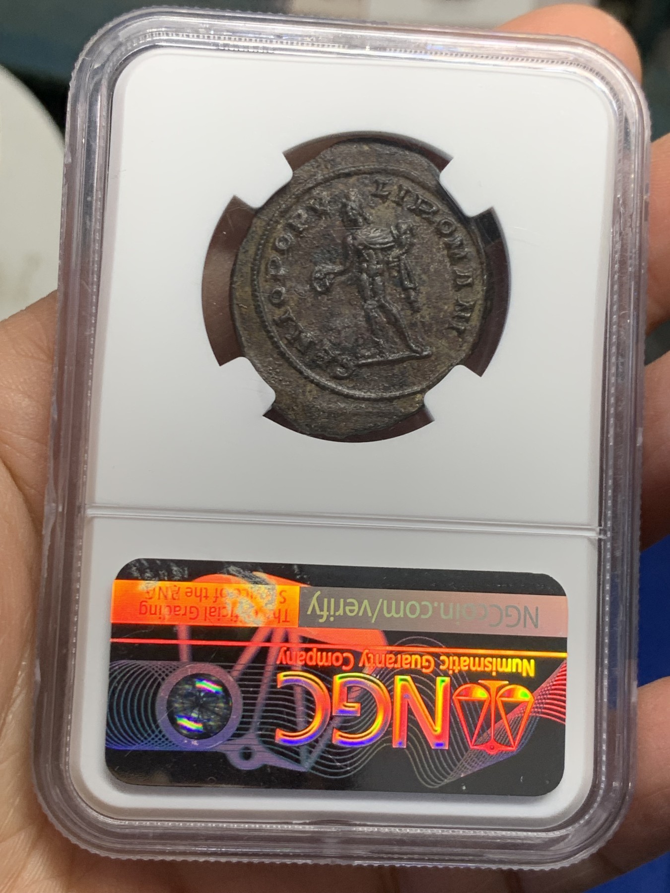 《竞宝斋》第244场-周日，周一 新年开场 (全场包邮) NGC AU 古罗马305-306年君士坦提乌斯一世1富利大铜币，10g+大尺寸。在位仅15个月的奥古斯都，君士坦丁大帝的父亲。朗丁造币厂打造，也即今天的伦敦。