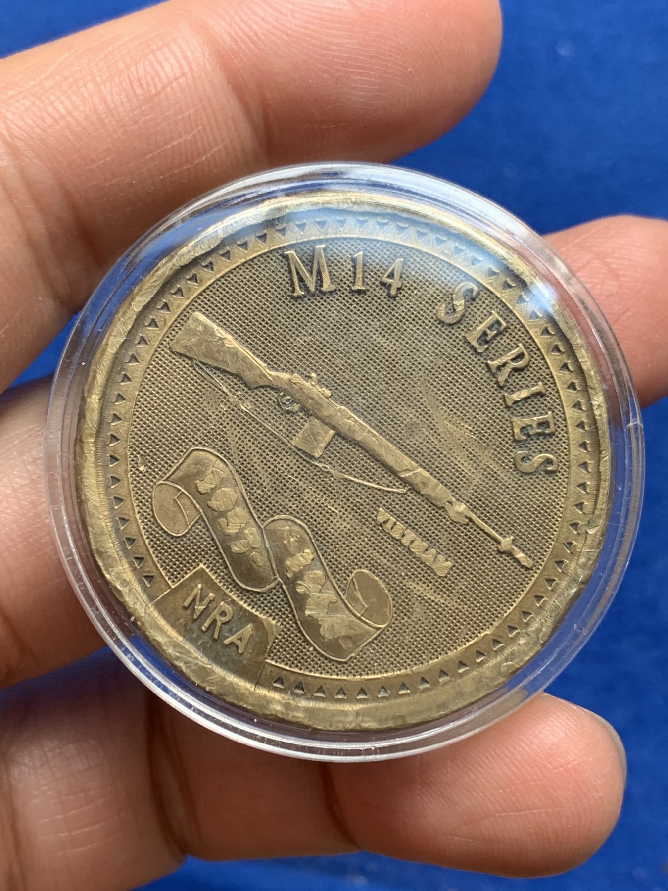 《竞宝斋》第244场-周日，周一 新年开场 (全场包邮) 美国全国步枪协会NRA纪念铜章 纪念M14系列步枪 1957-1968列装美军 伊拉克战争美军大量使用M14改装半自动狙击步枪 40.5mm