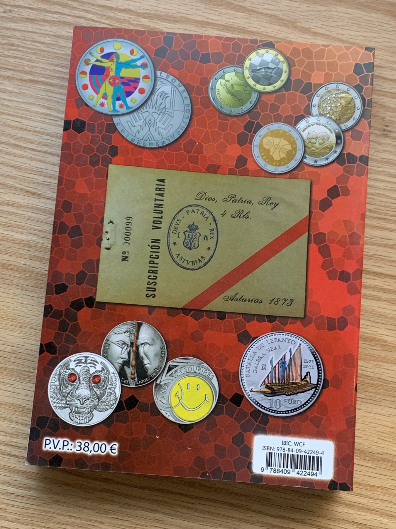 《竞宝斋》第244场-周日，周一 新年开场 (全场包邮) 西班牙 2023年 钱币目录 包含属地，本土，现代币，纸币。527页的厚度。值得拥有