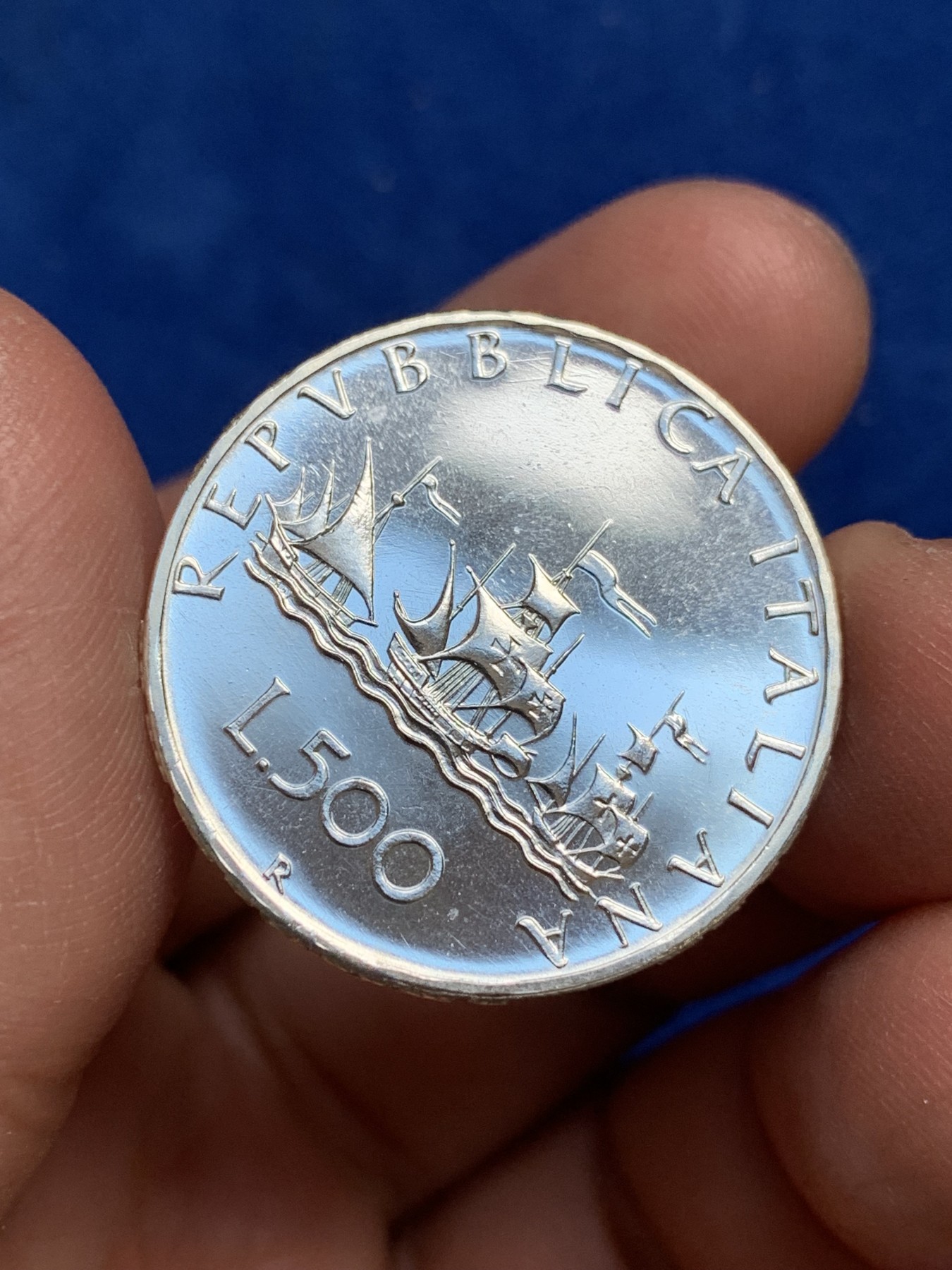 《竞宝斋》第244场-周日，周一 新年开场 (全场包邮) 1969年意大利500里拉银币 特年 经典帆船少女 底板光滑