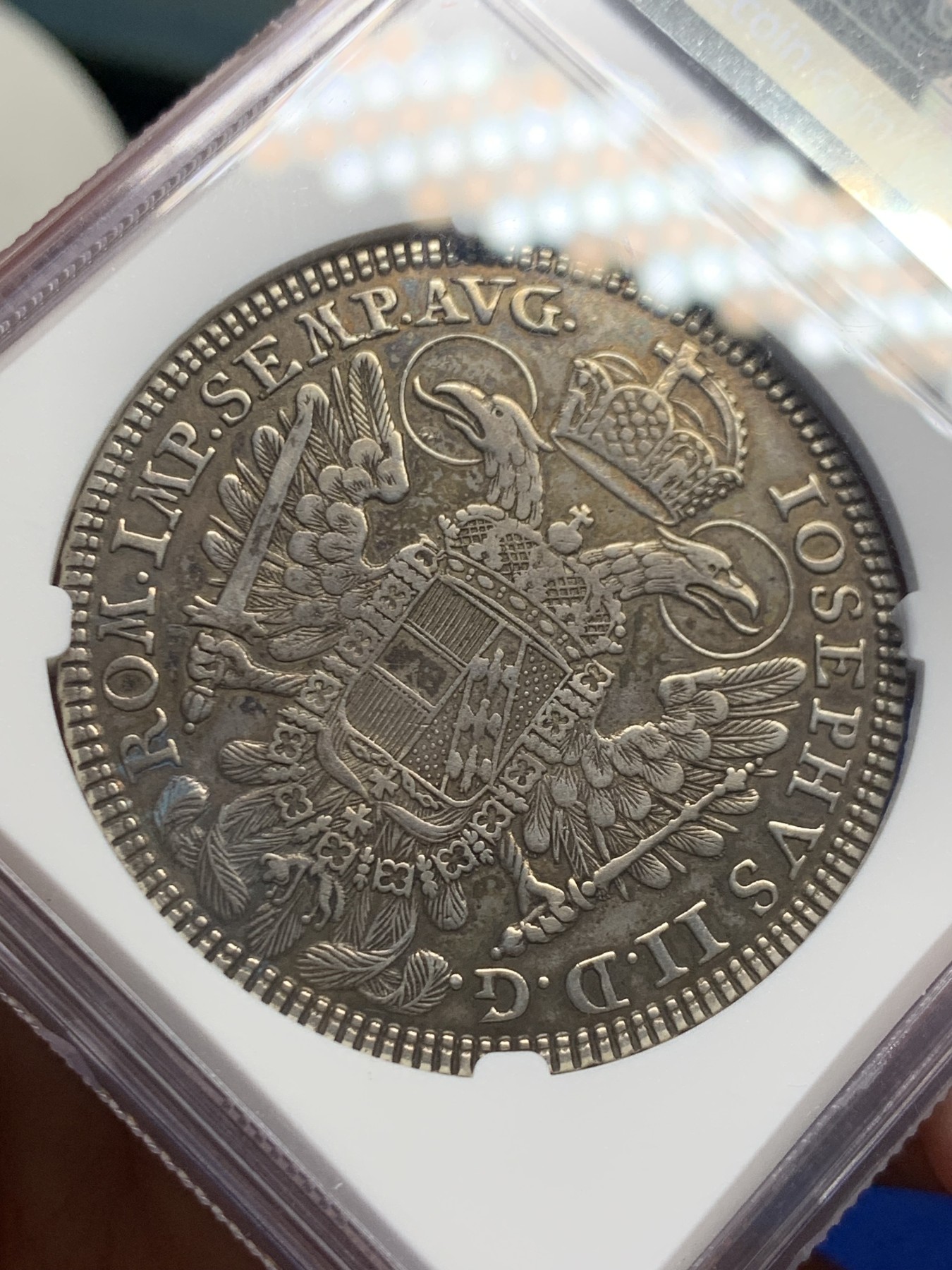 《竞宝斋》第244场-周日，周一 新年开场 (全场包邮) NGC AUD 德国1779年神罗纽伦堡景观泰勒大银币 经典品种 细节不错