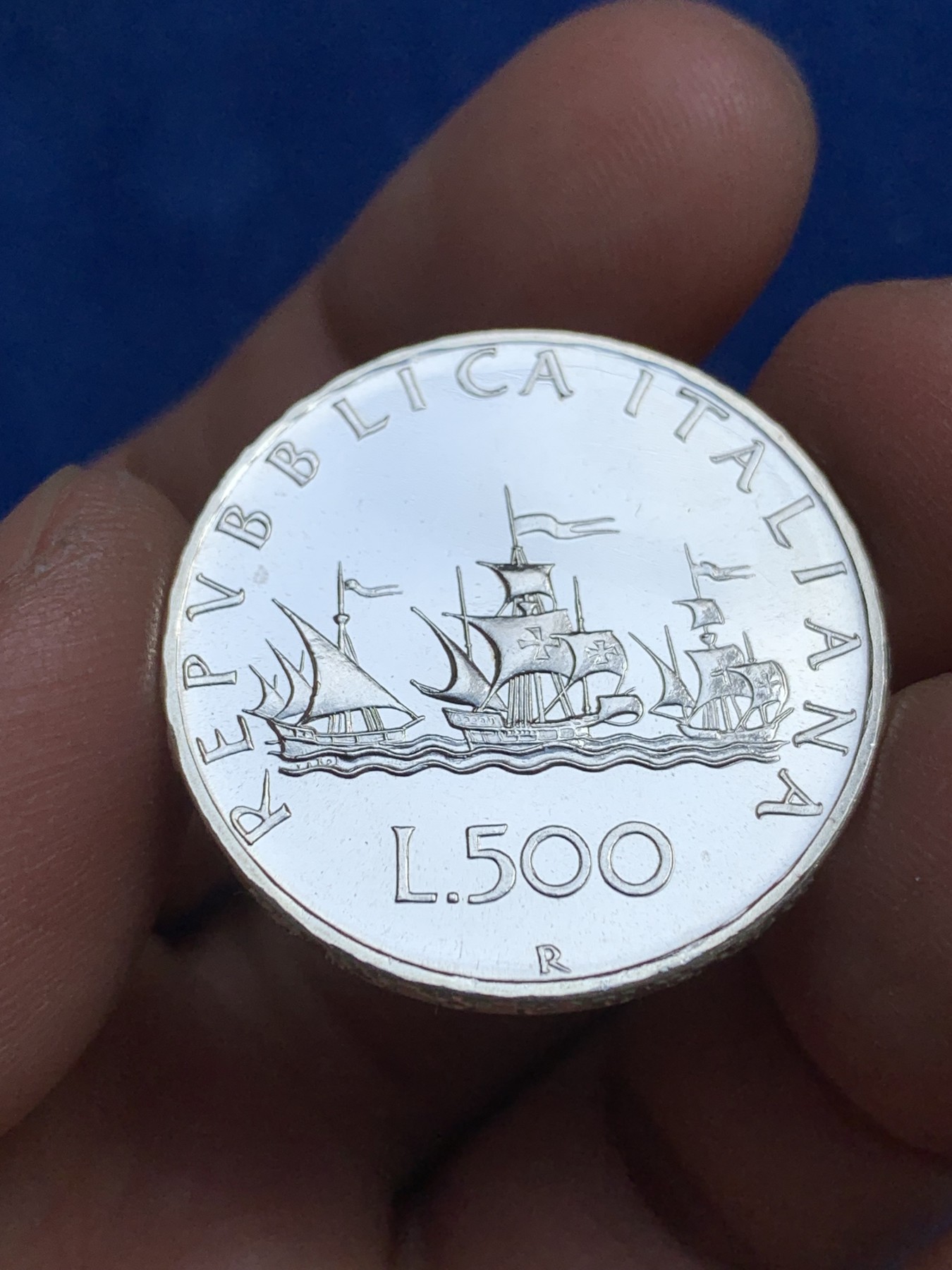 《竞宝斋》第244场-周日，周一 新年开场 (全场包邮) 1969年意大利500里拉银币 特年 经典帆船少女 底板光滑