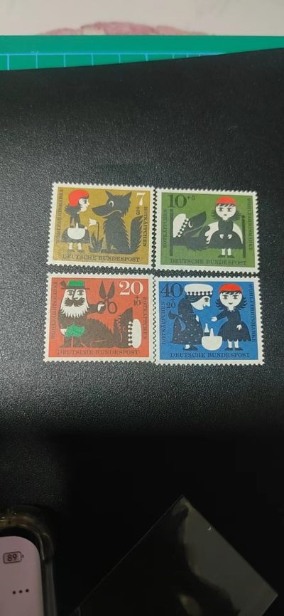 德国邮票，都是套票 - 德国邮票一套，1960年发行，童话故事小红帽，品相如图